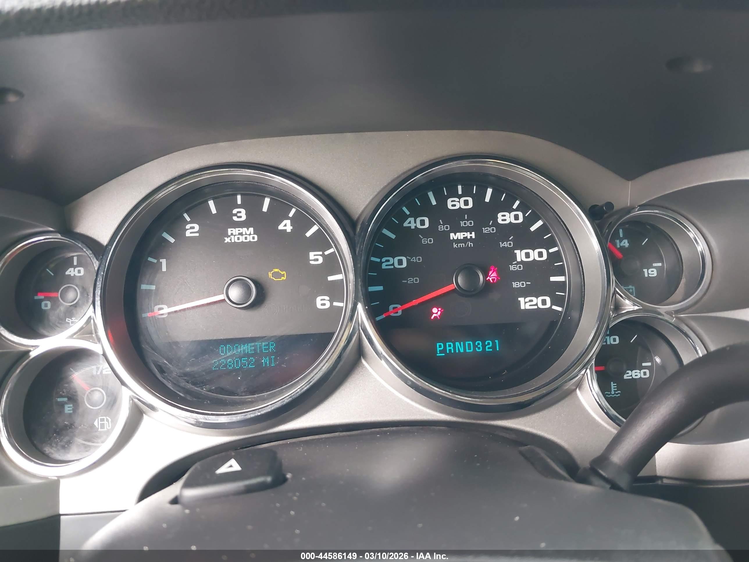 GMC SIERRA image 7