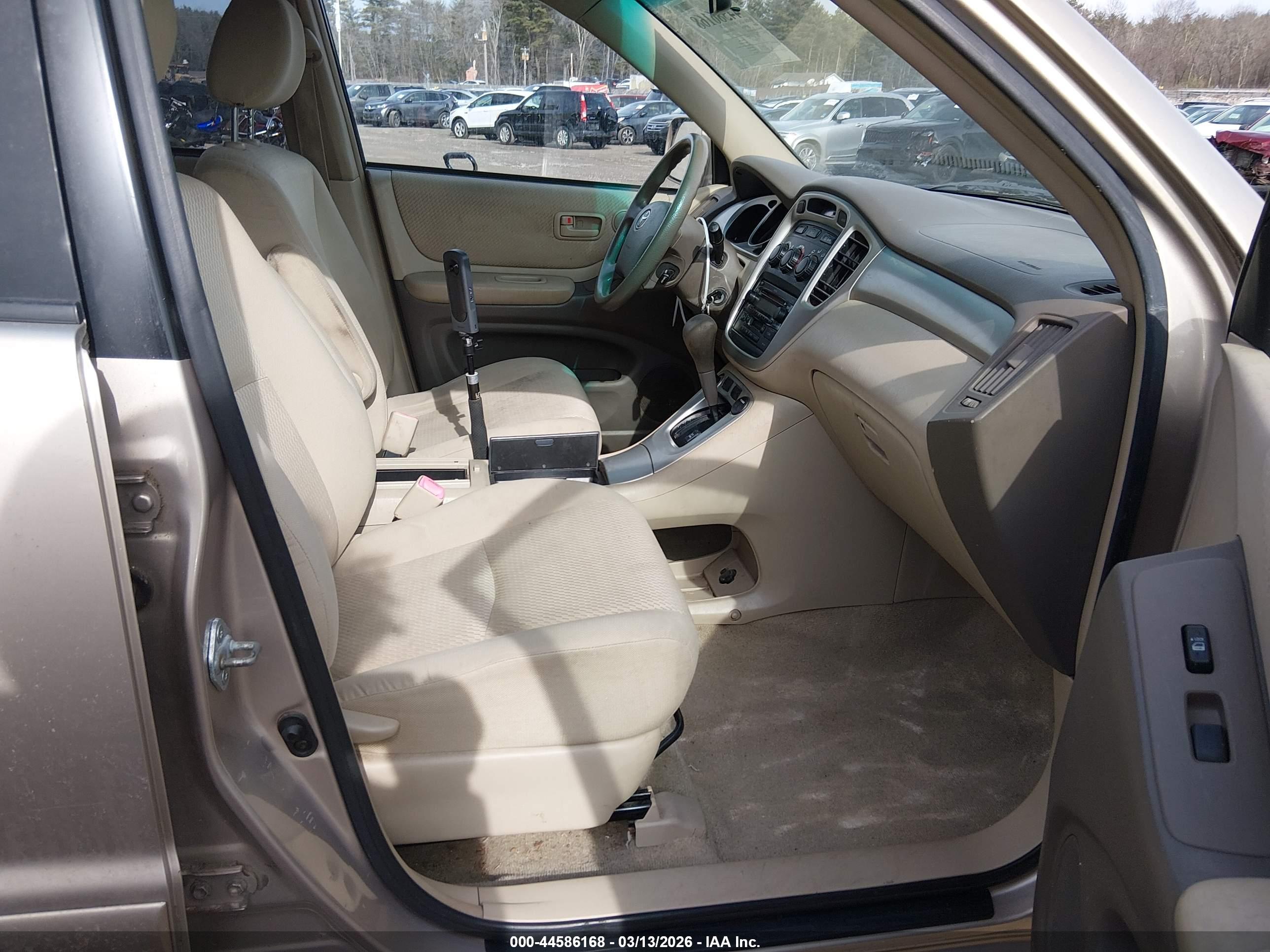 TOYOTA HIGHLANDER image 5