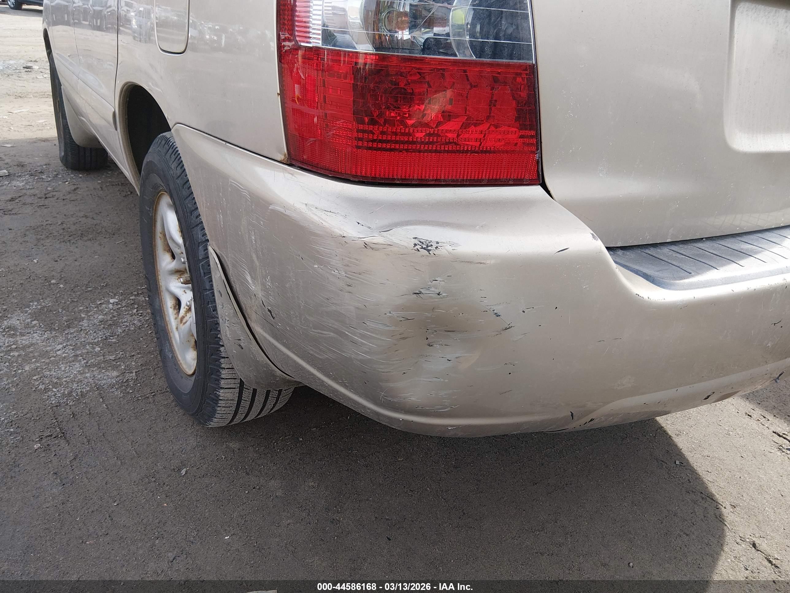 TOYOTA HIGHLANDER image 6