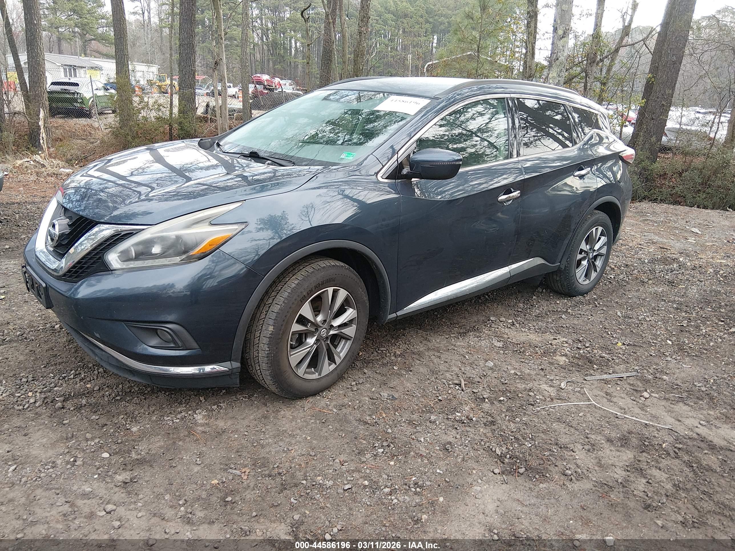 NISSAN MURANO image 2