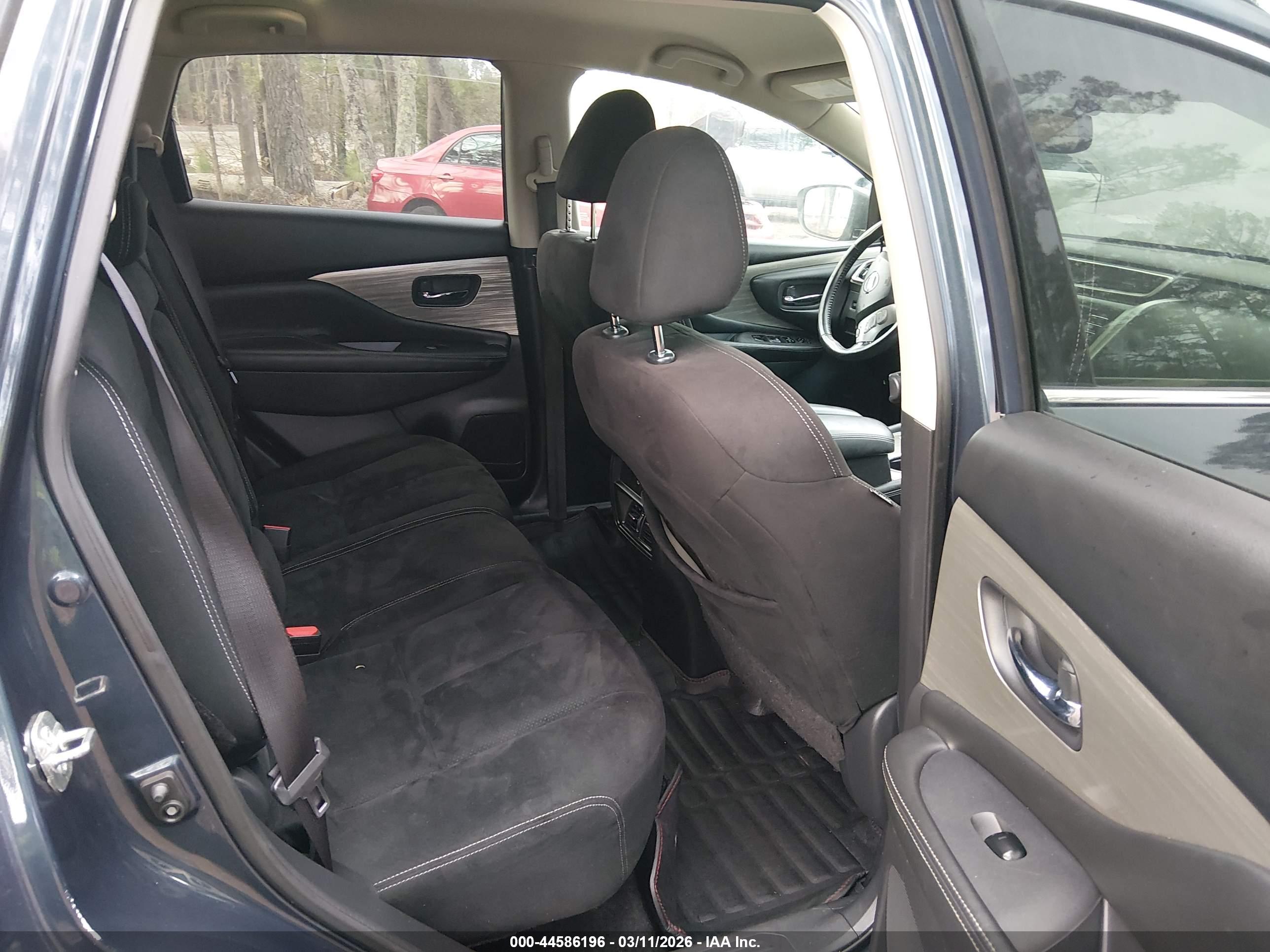 NISSAN MURANO image 8