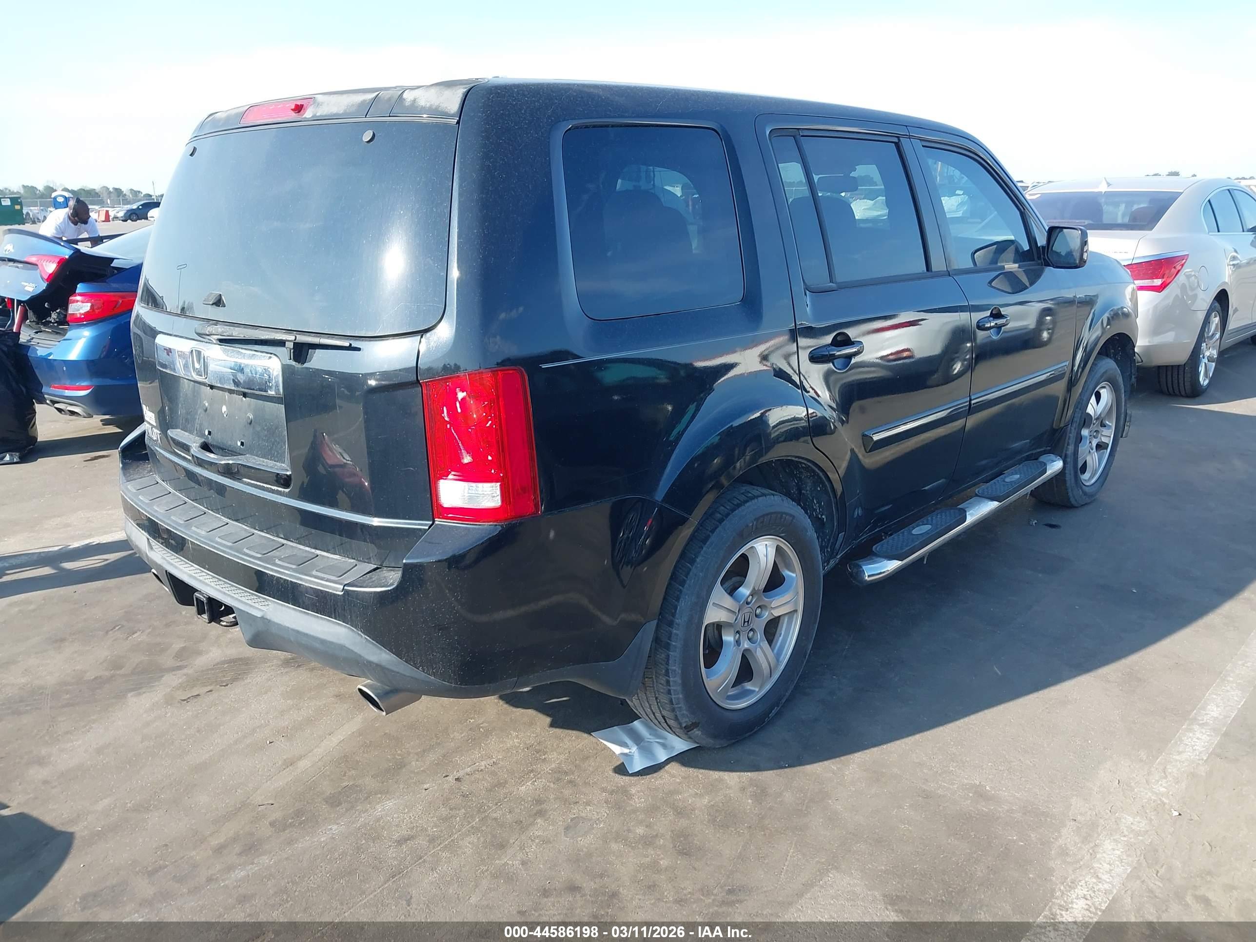 HONDA PILOT image 4