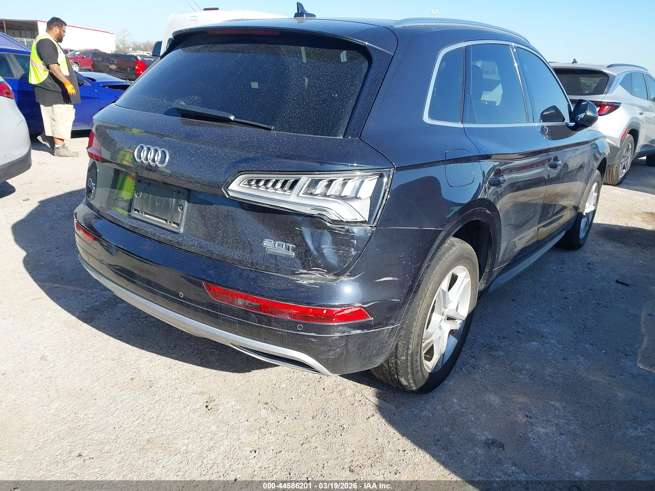 AUDI Q5 image 6