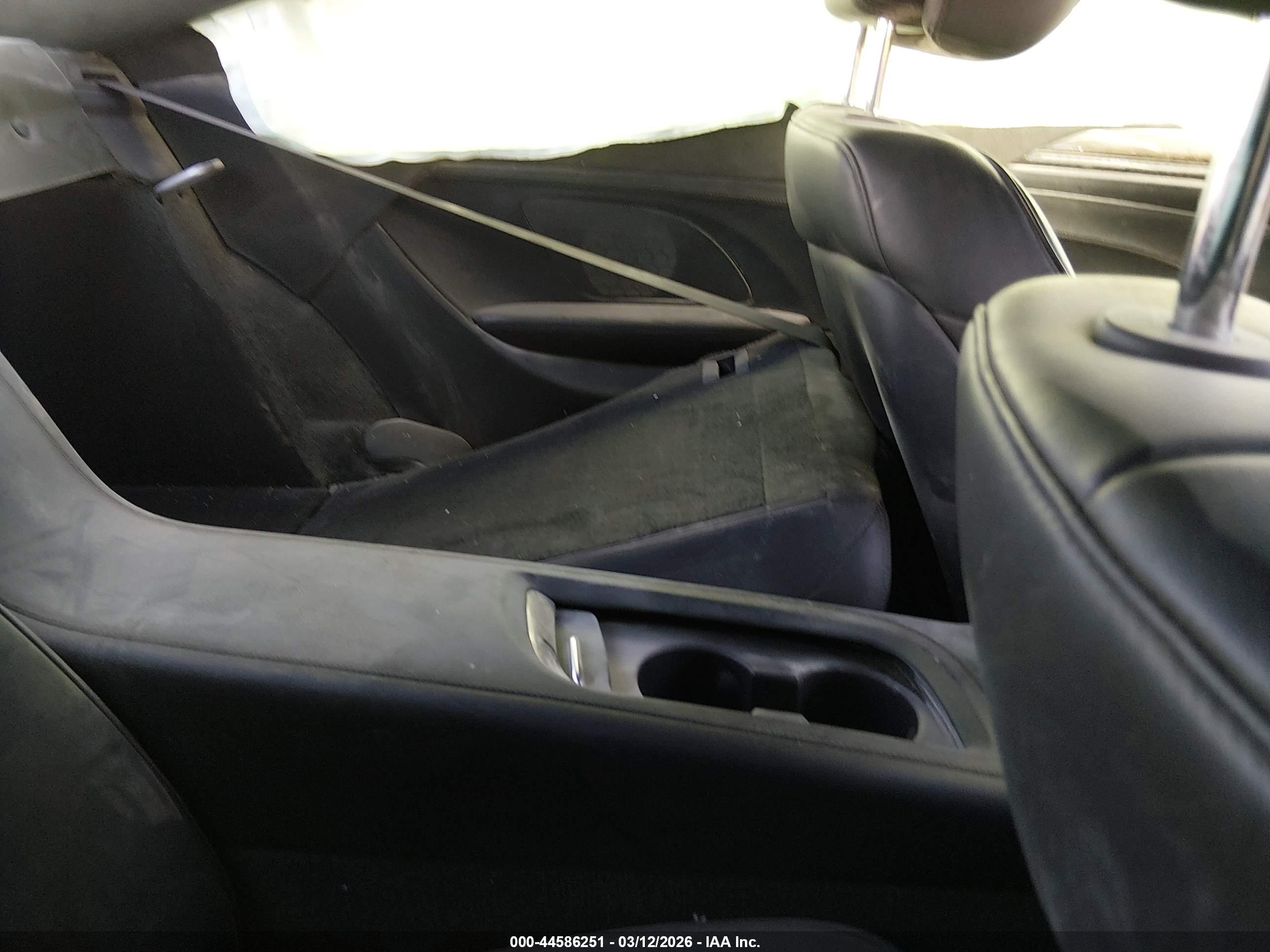 CADILLAC ELR image 8