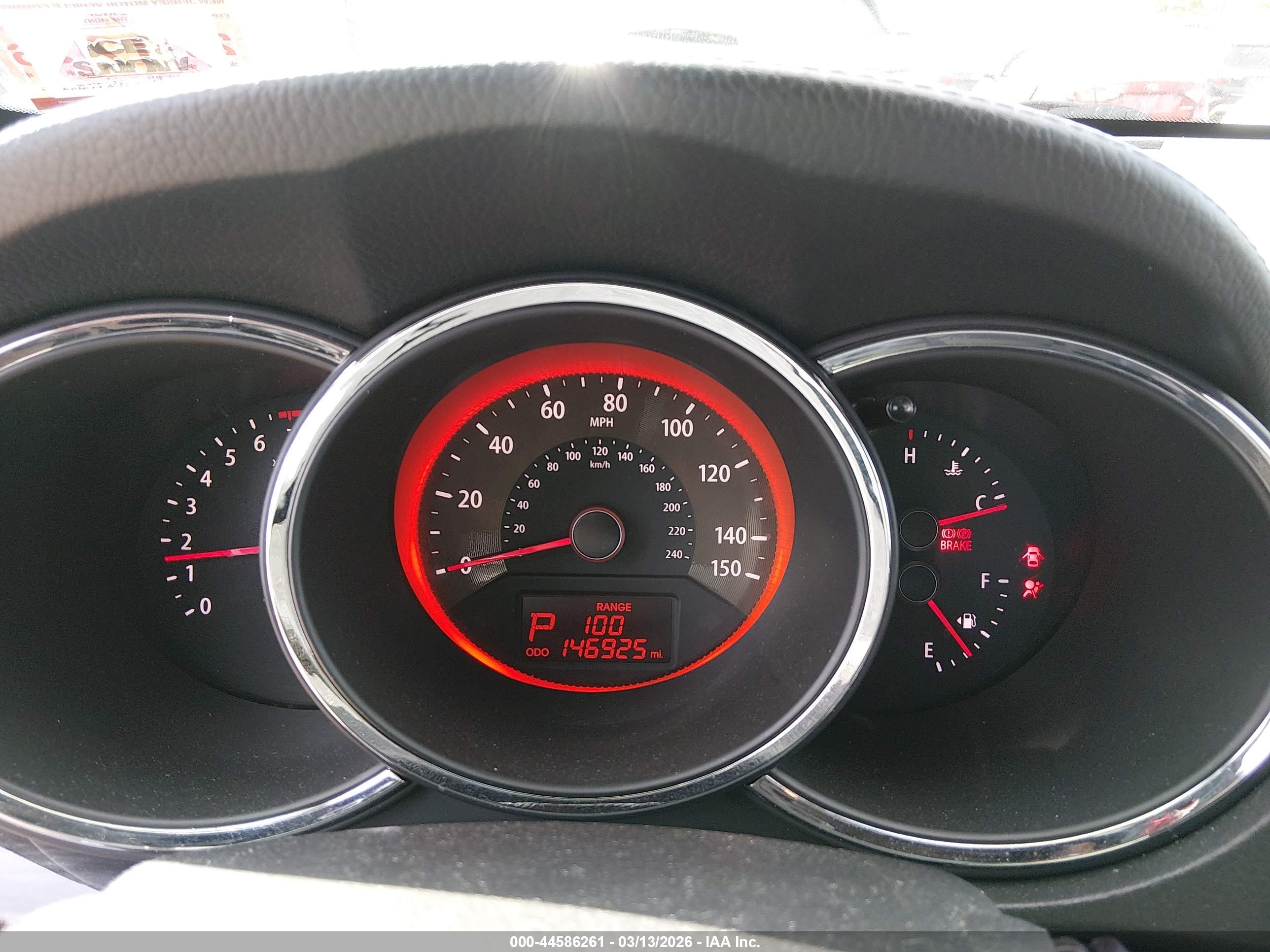 KIA SORENTO image 7