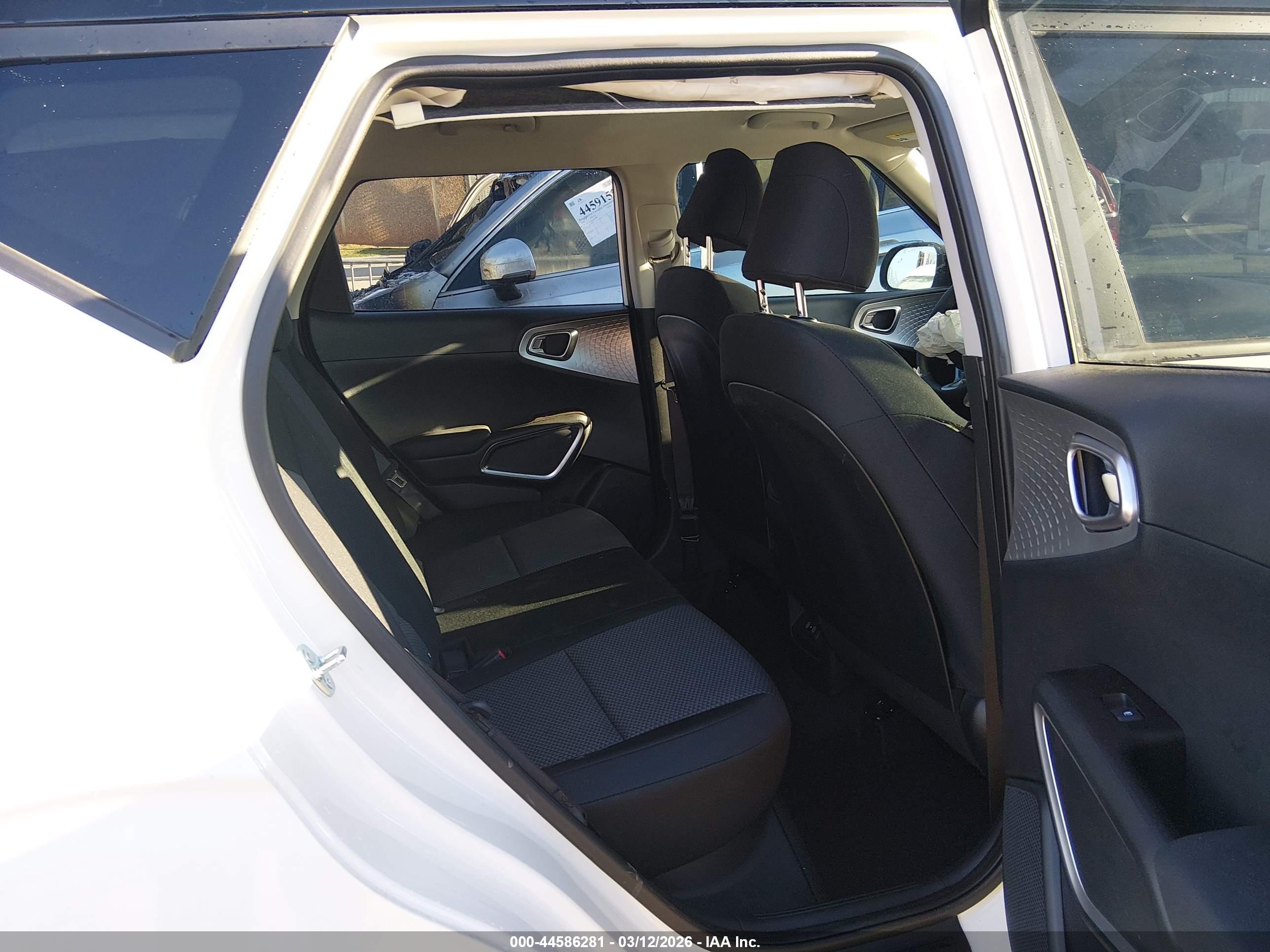 KIA SOUL image 8