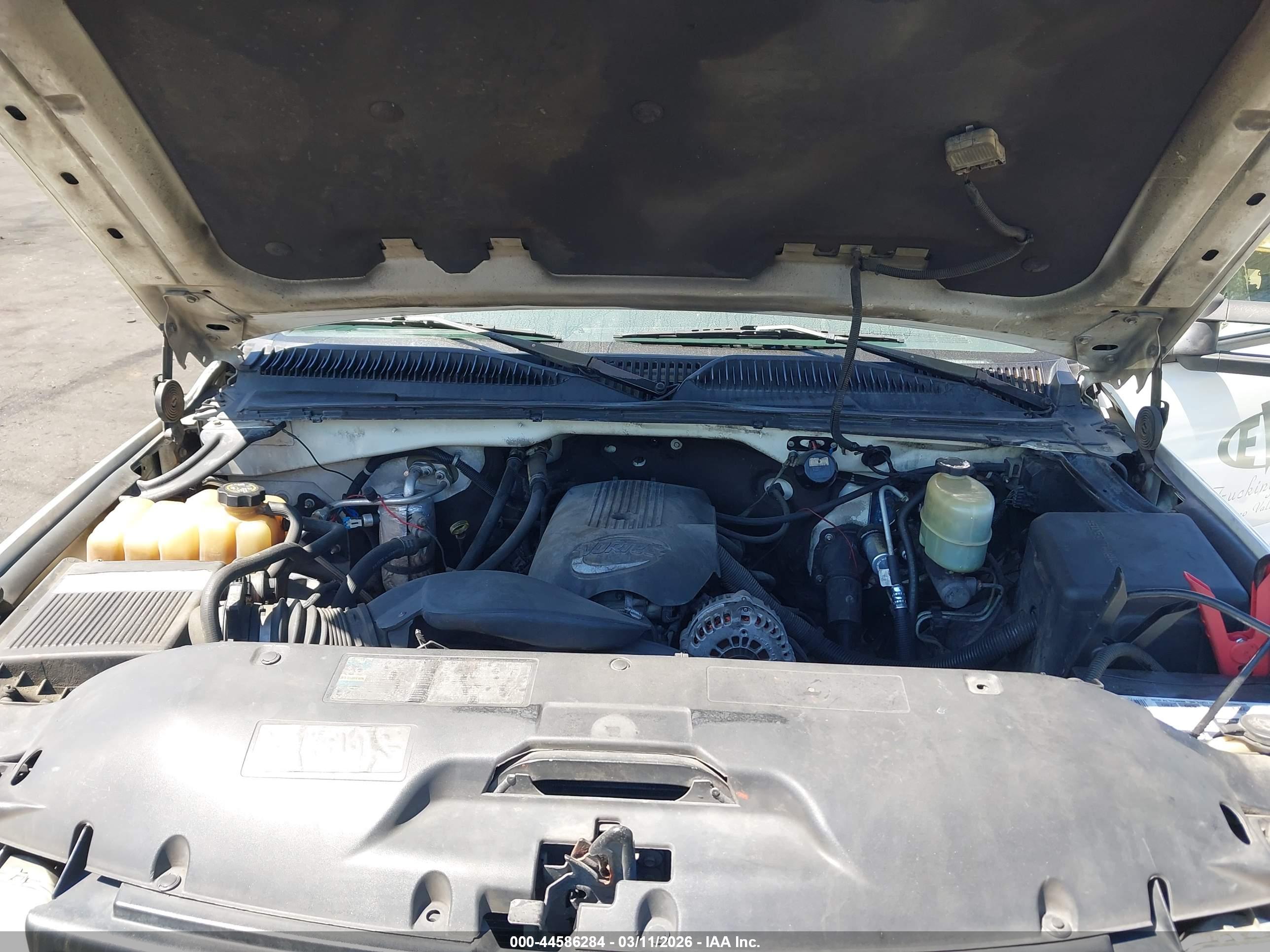CHEVROLET SILVERADO image 10