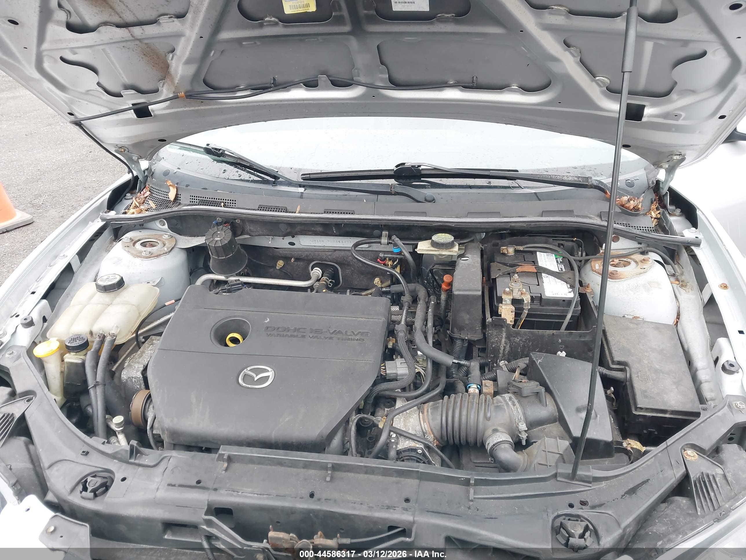 MAZDA MAZDA3 image 10