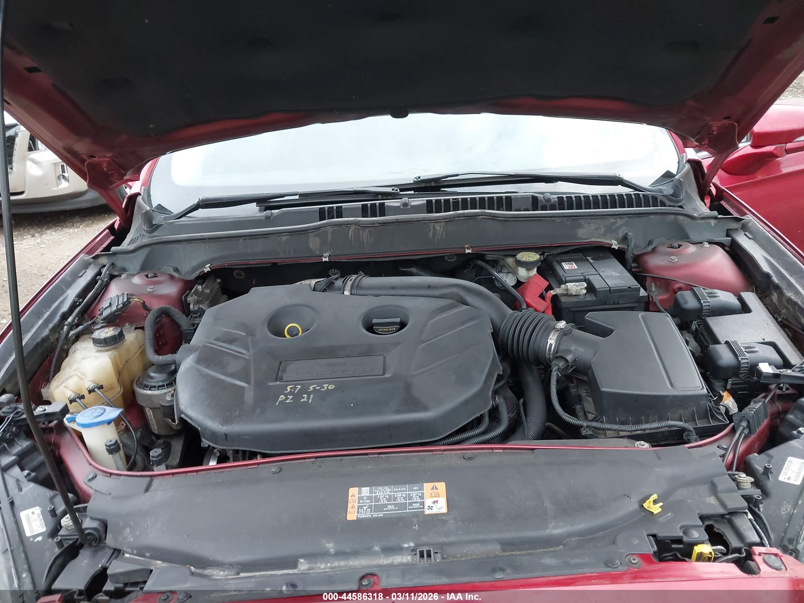 FORD FUSION image 10