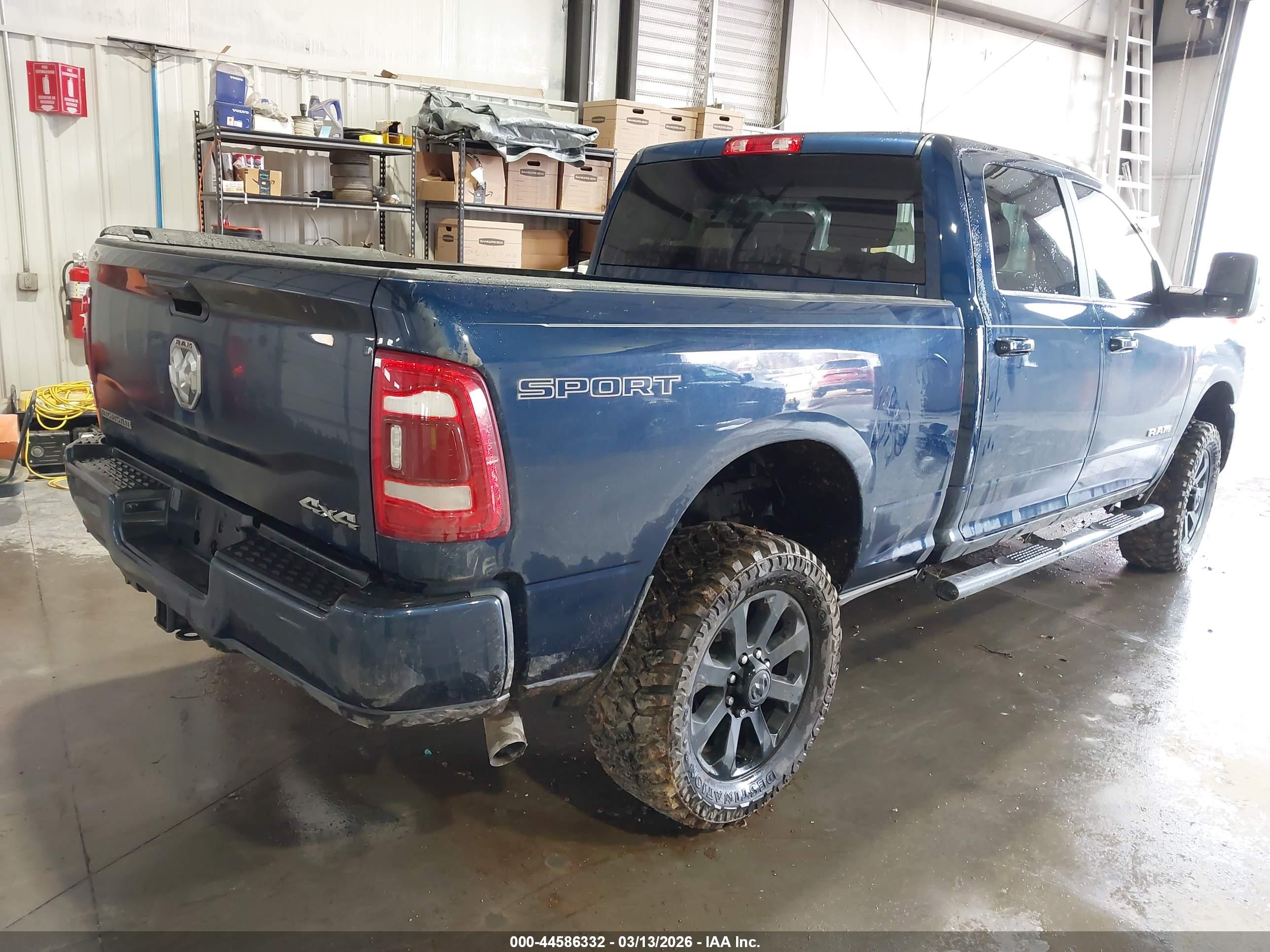 RAM 2500 image 4