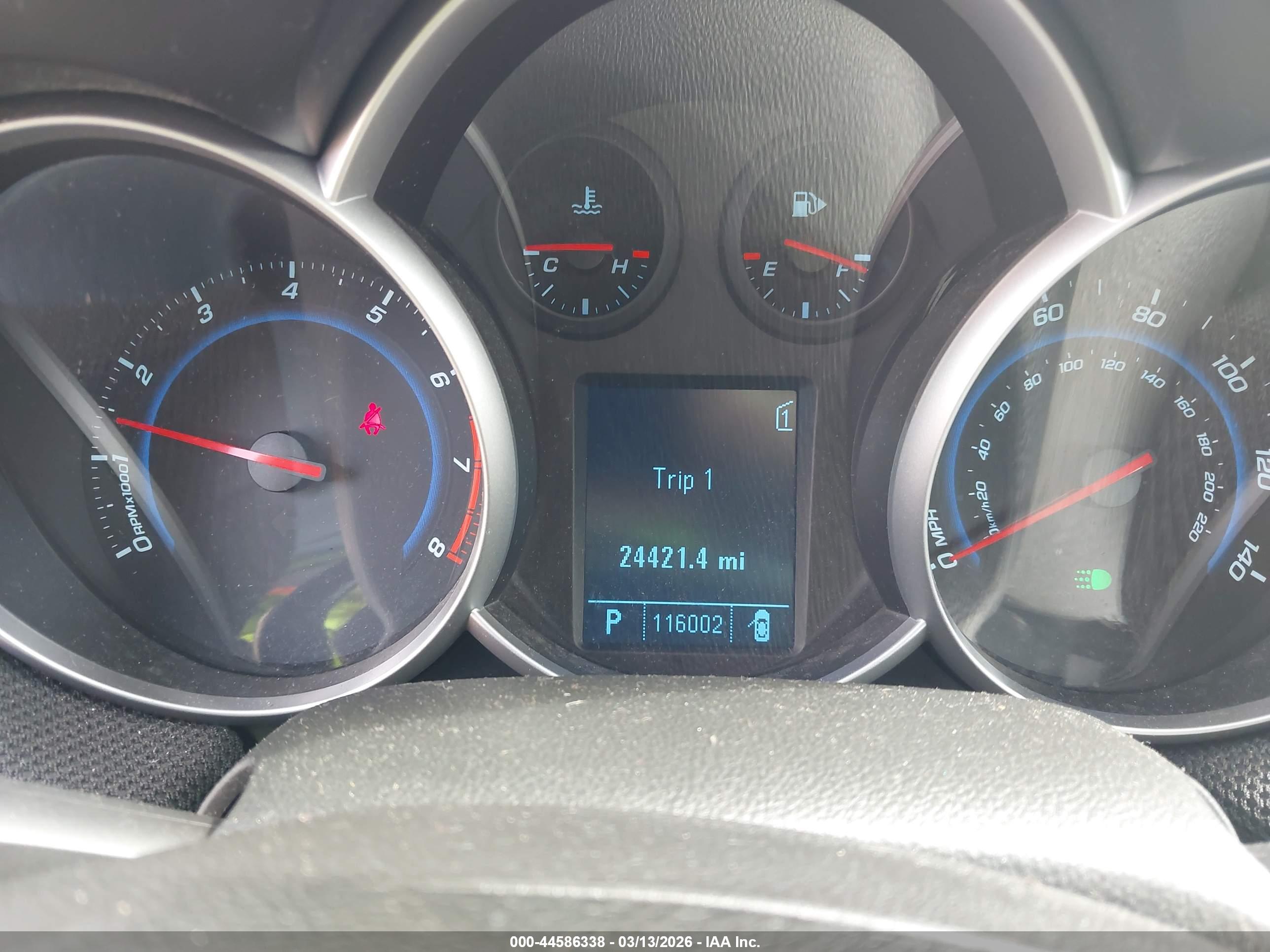 CHEVROLET CRUZE image 7