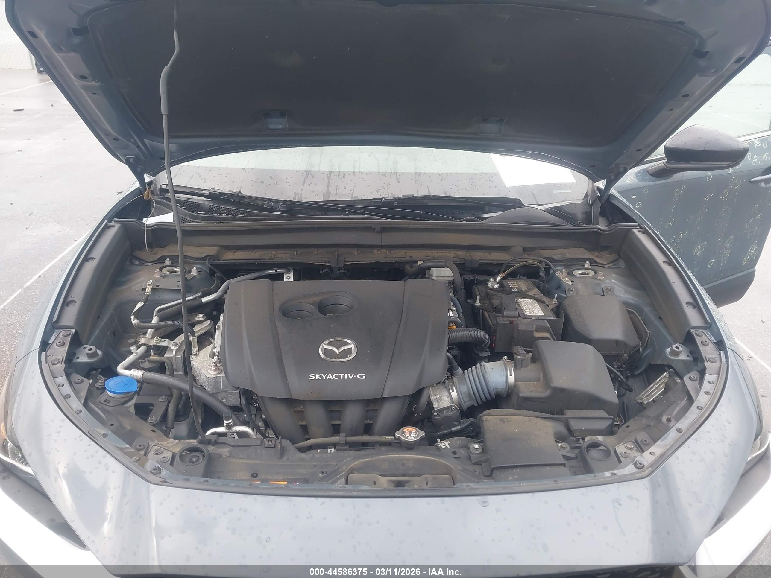 MAZDA CX-30 image 10