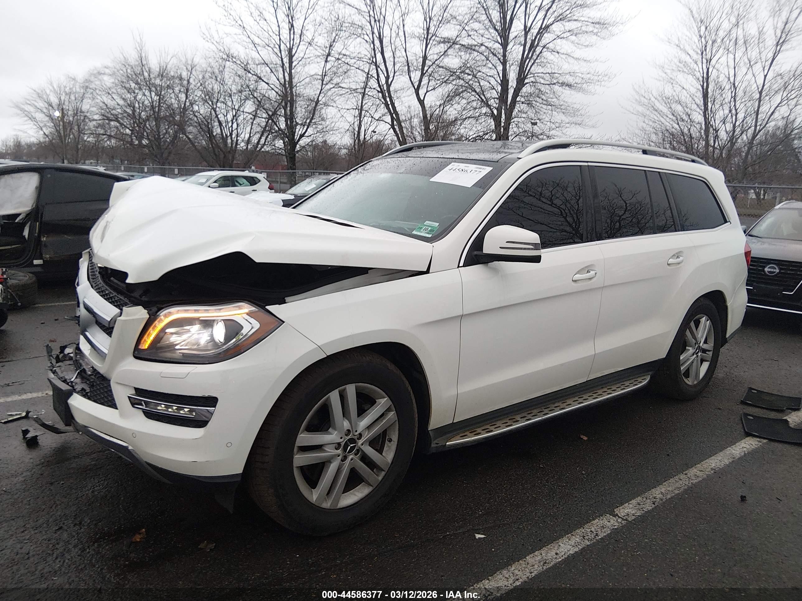 MERCEDES-BENZ GL image 2