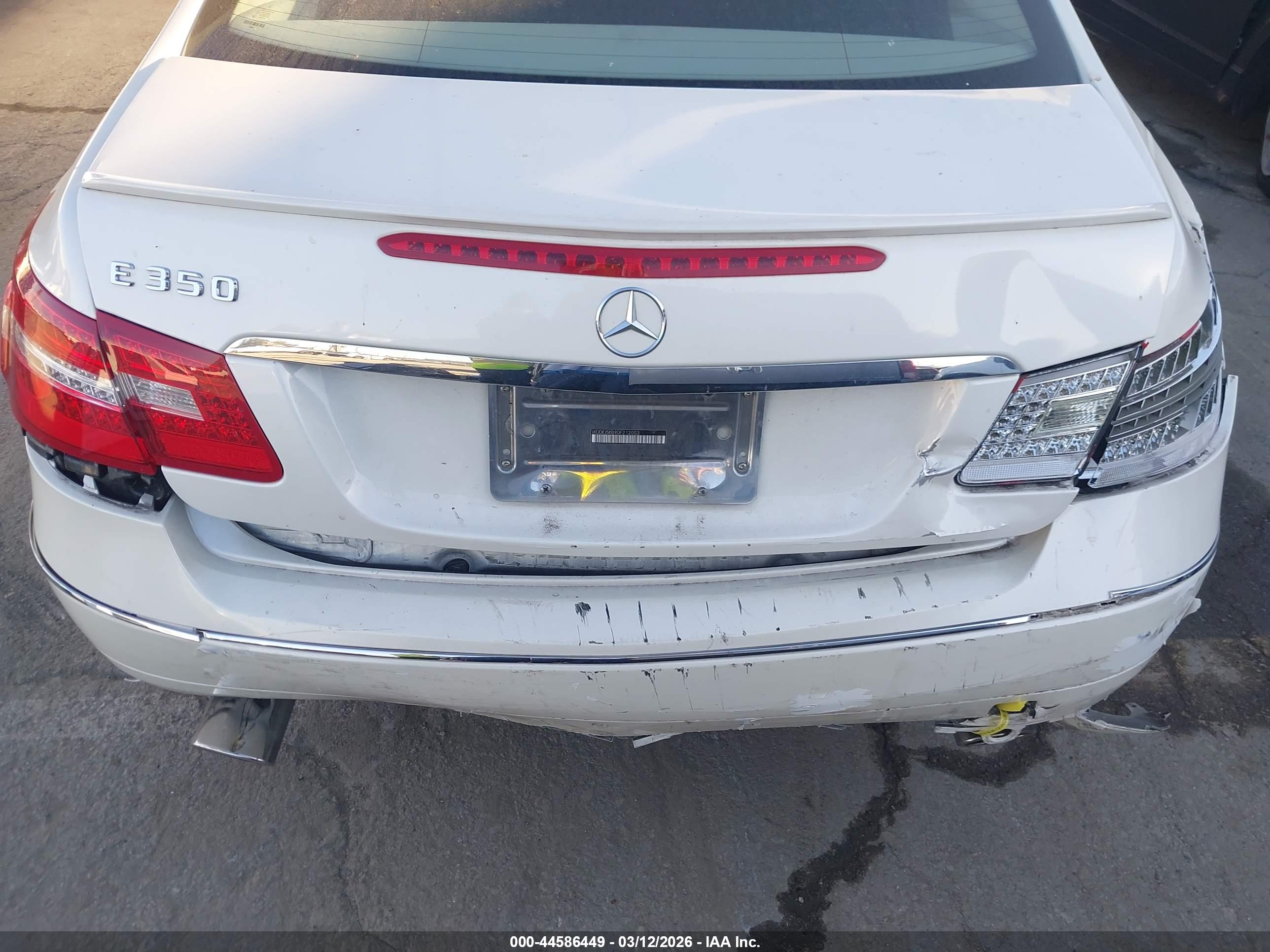 MERCEDES-BENZ E image 6