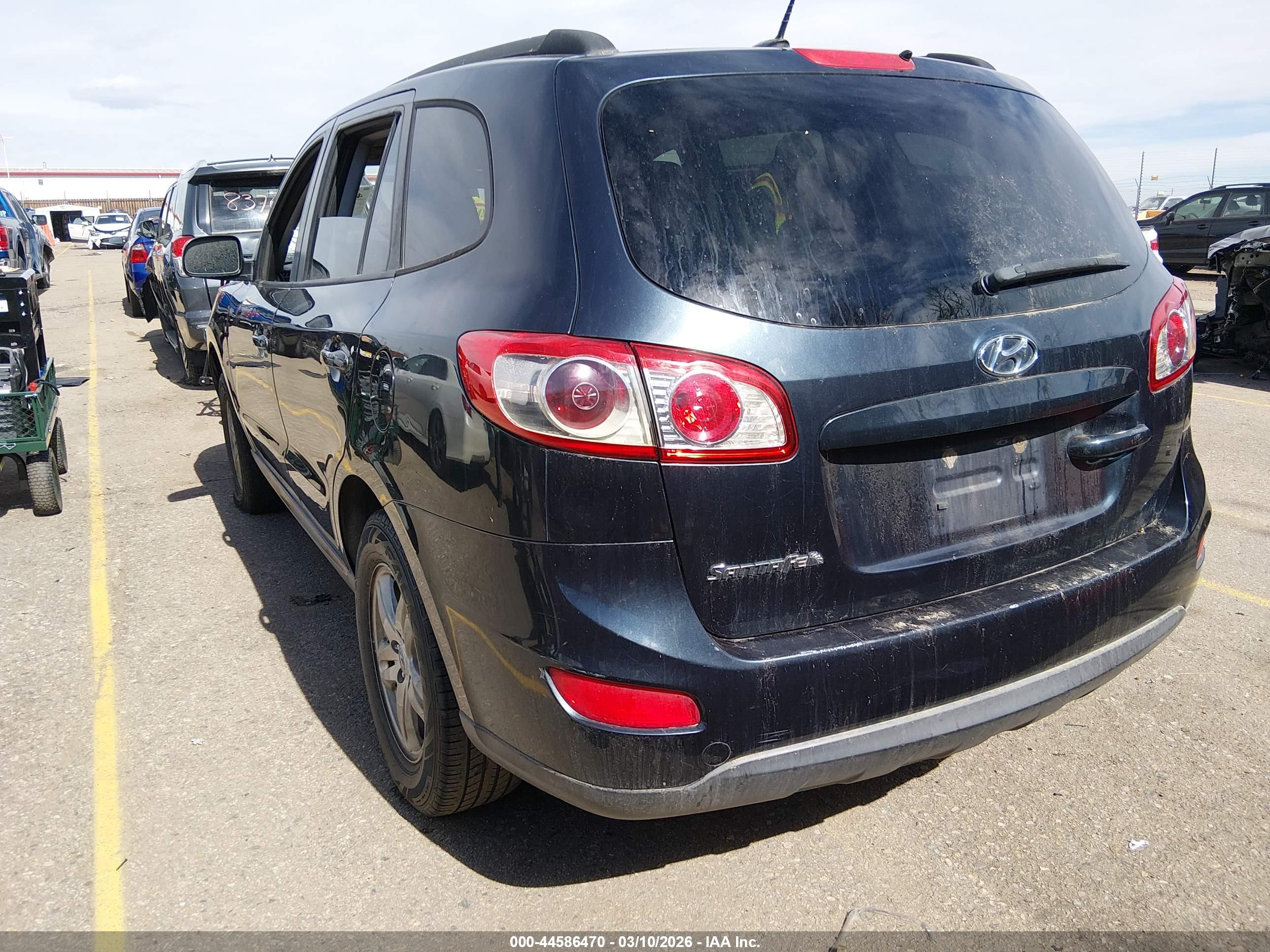 HYUNDAI SANTA image 3