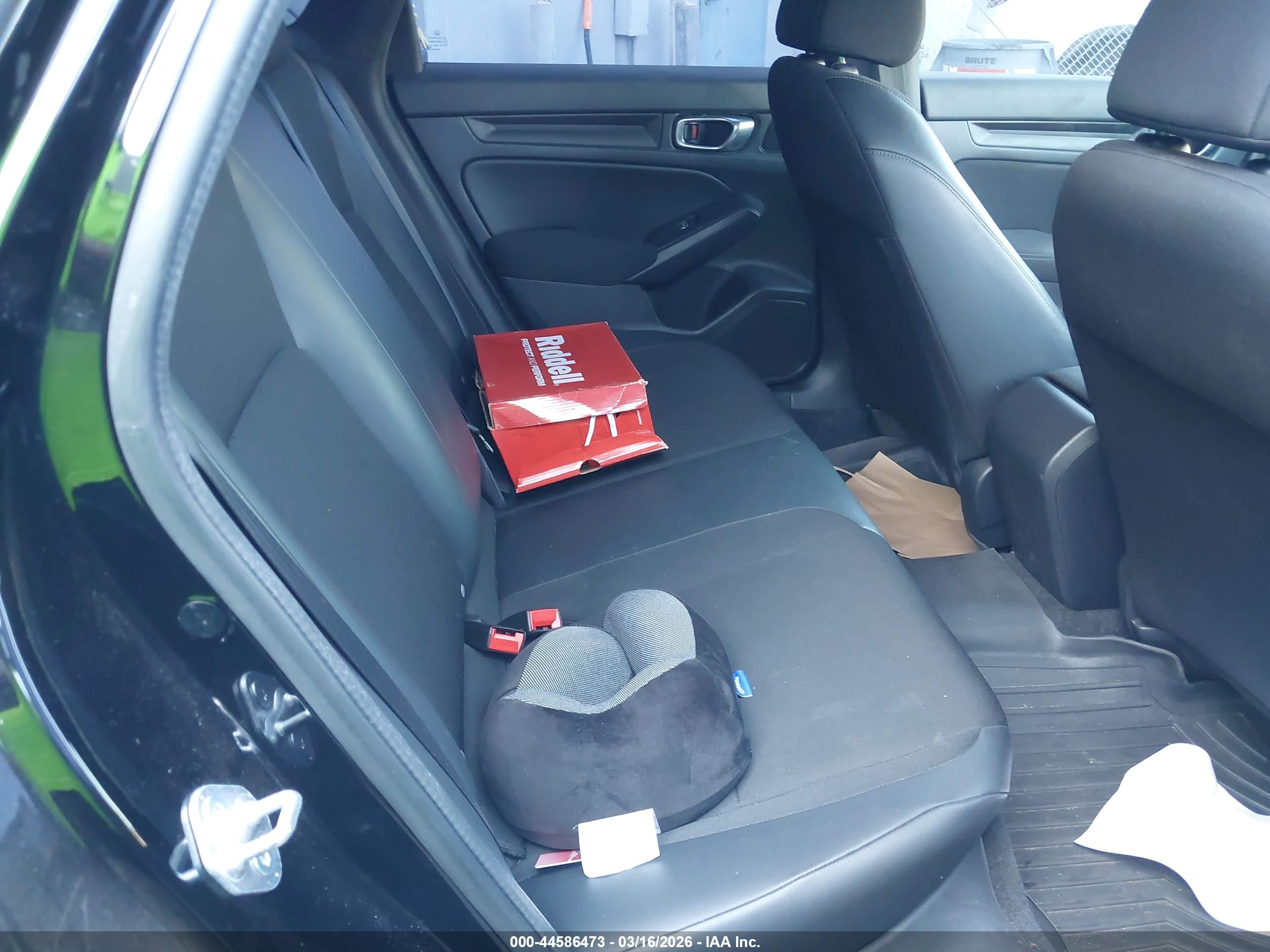 HONDA CIVIC image 8