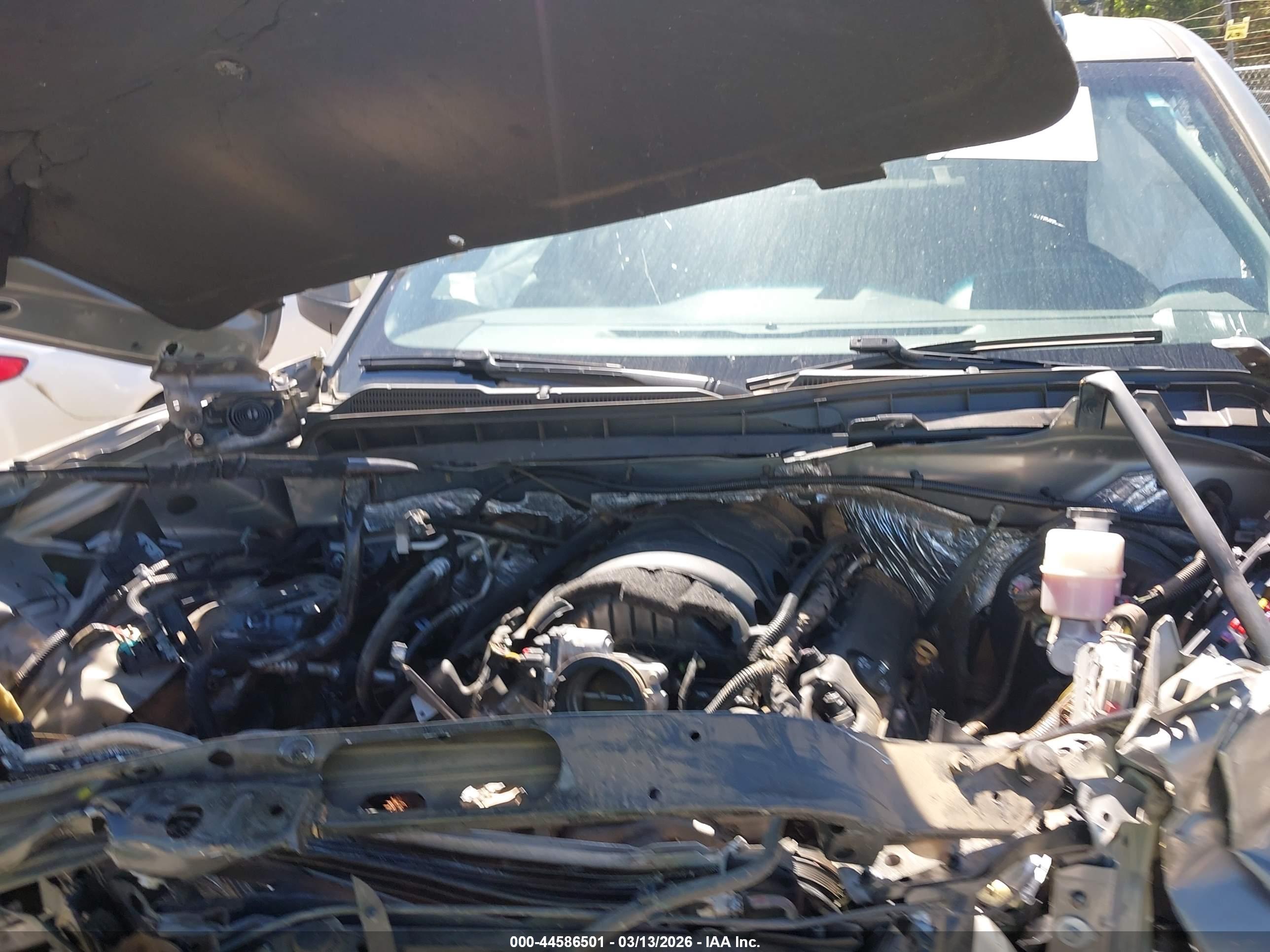 CHEVROLET SILVERADO image 10