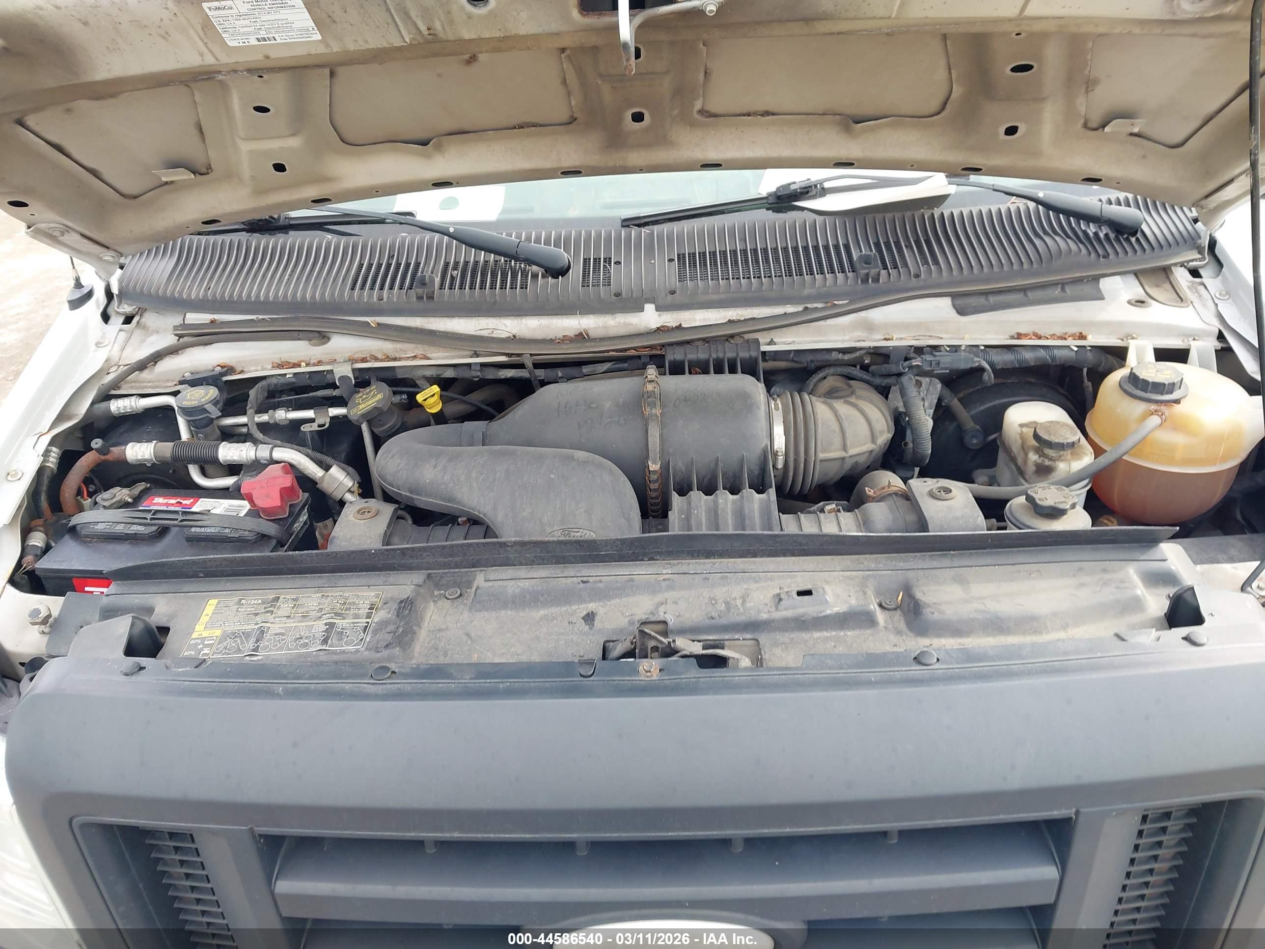 FORD E-250 image 10