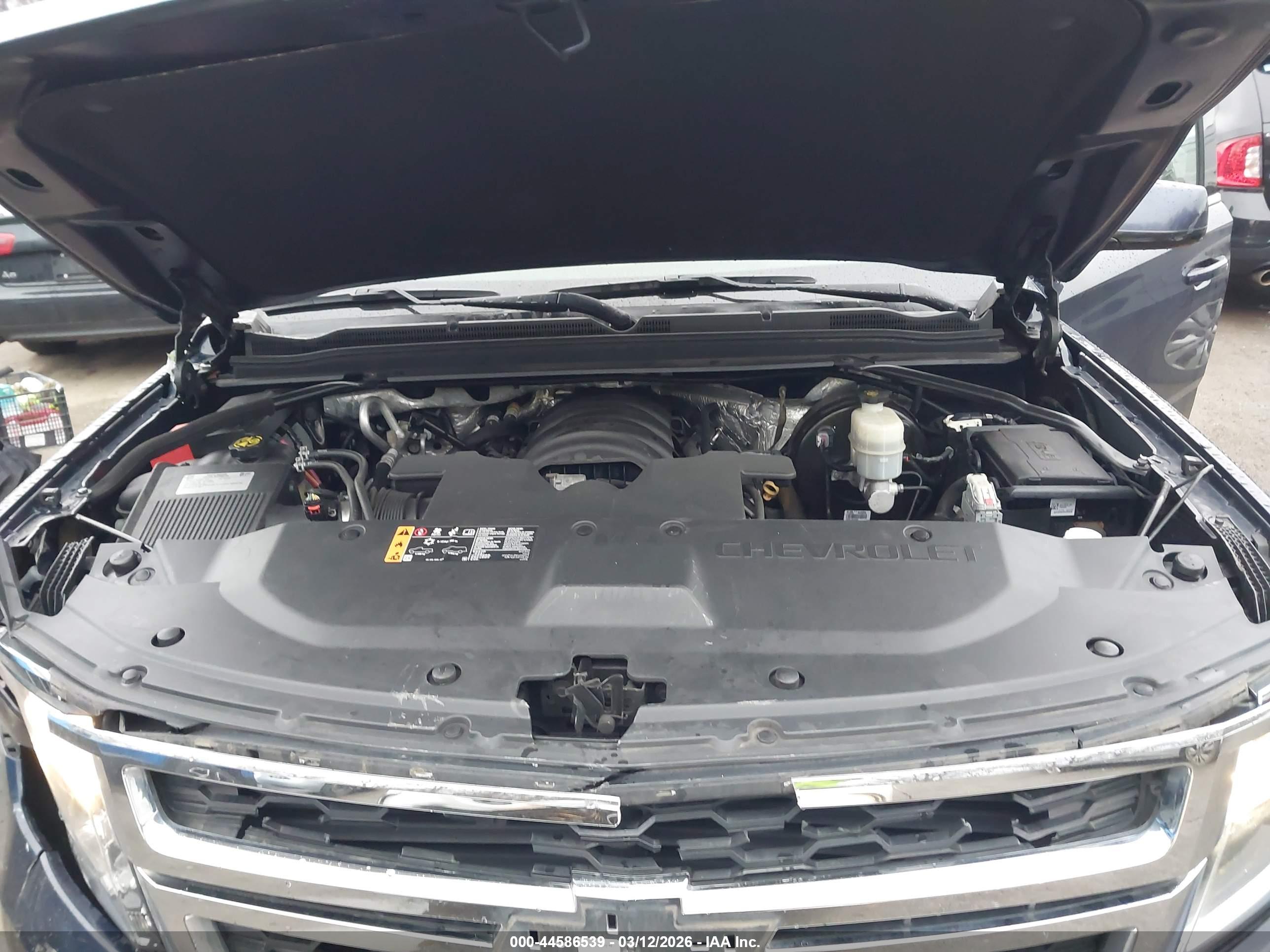 CHEVROLET TAHOE image 10