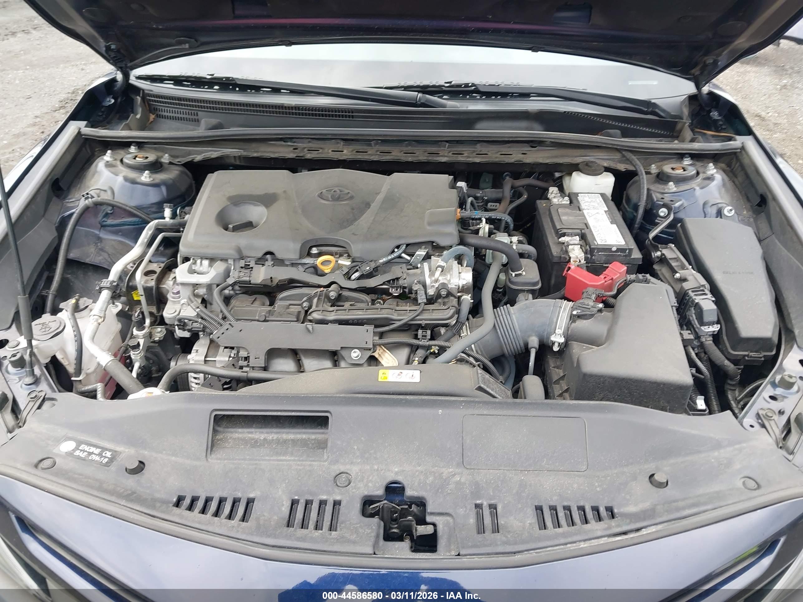 TOYOTA CAMRY image 10