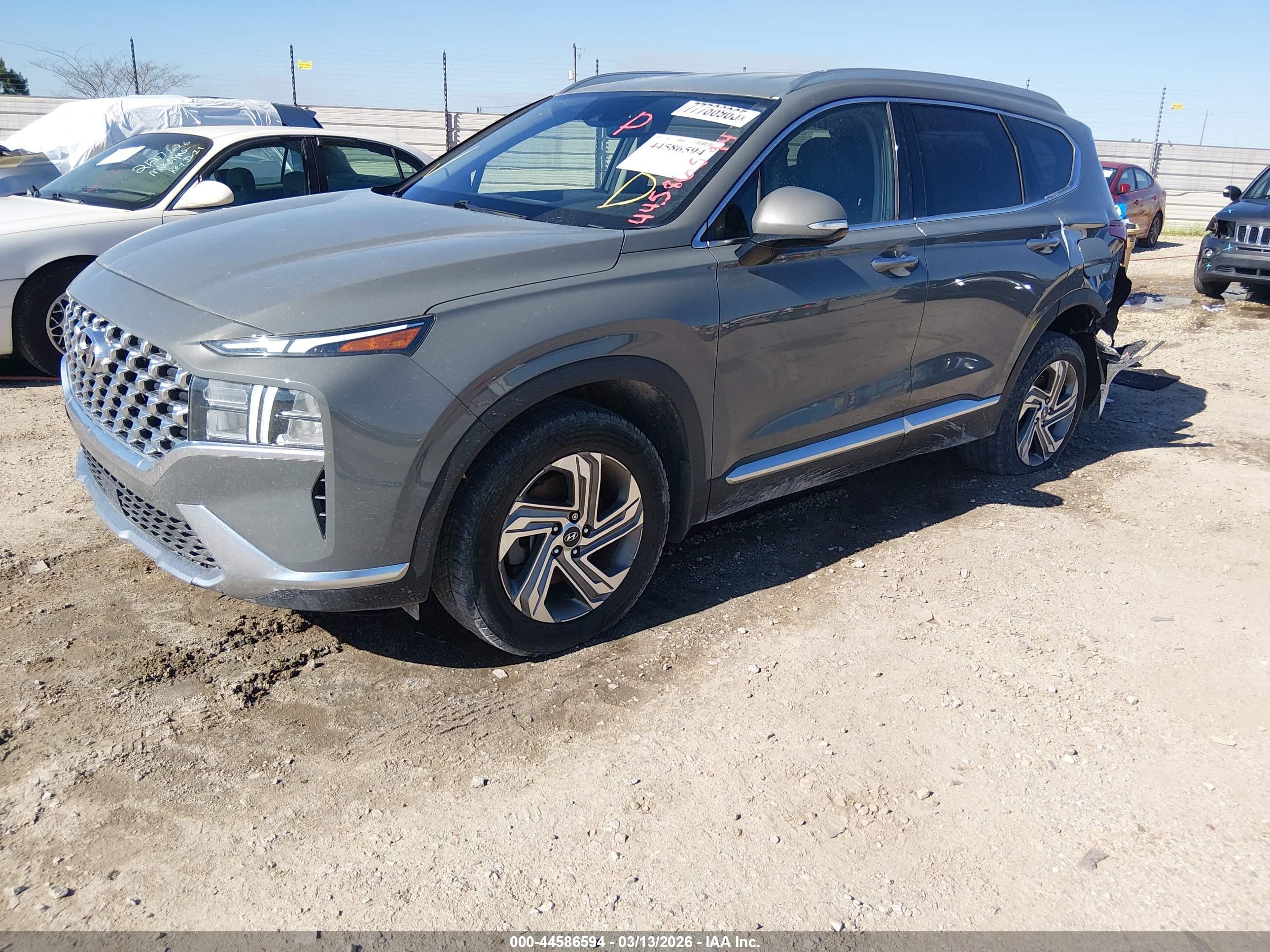 HYUNDAI SANTA image 2