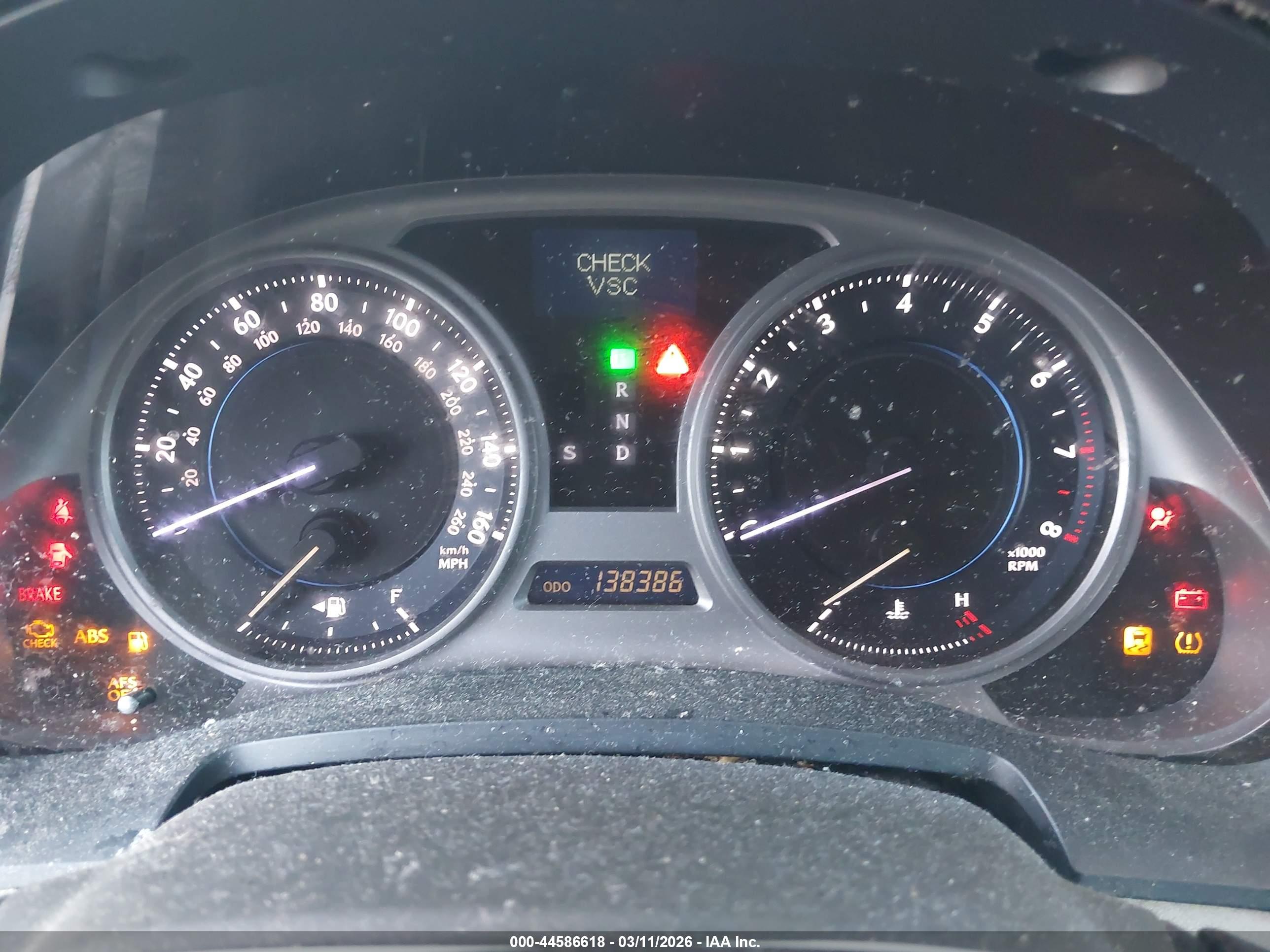 LEXUS IS image 7