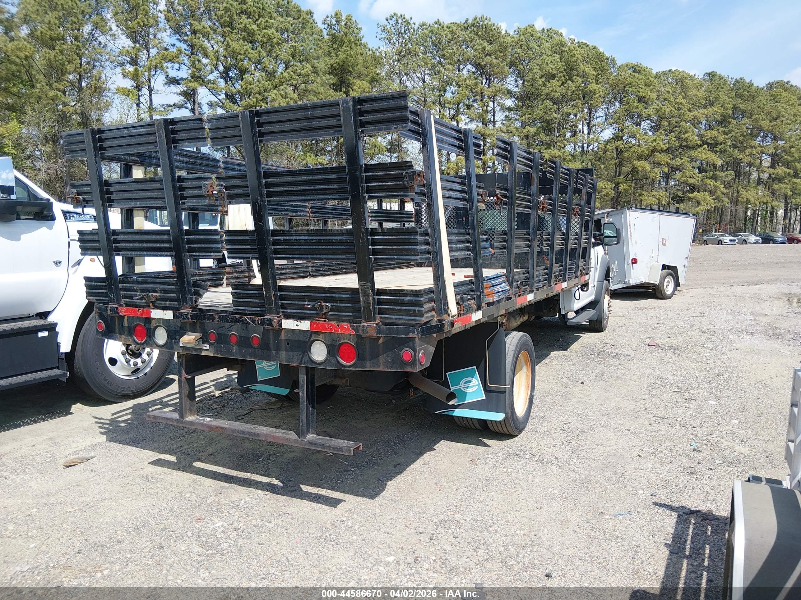 FORD F-450 image 4