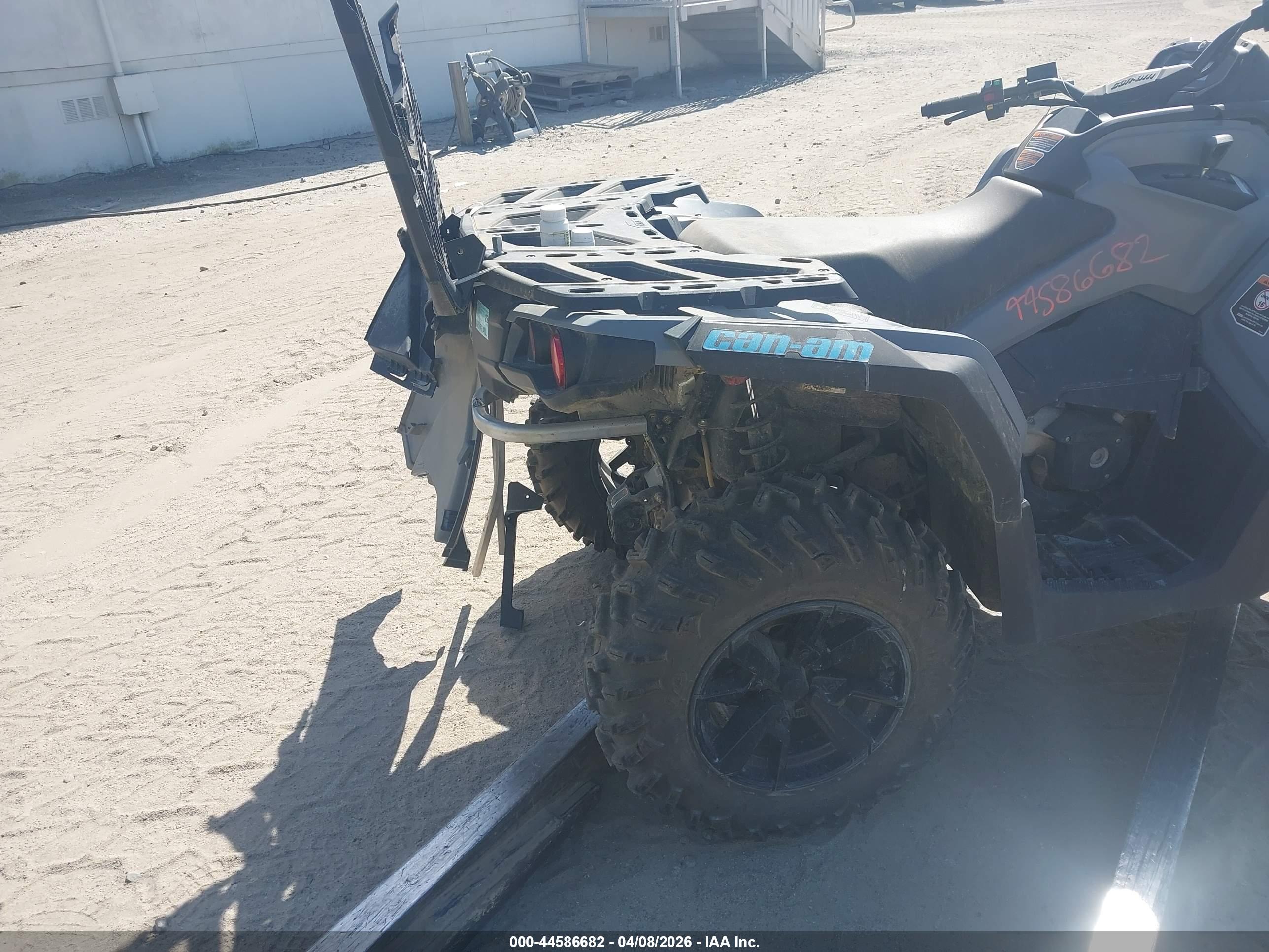 CAN-AM OUTLANDER image 4