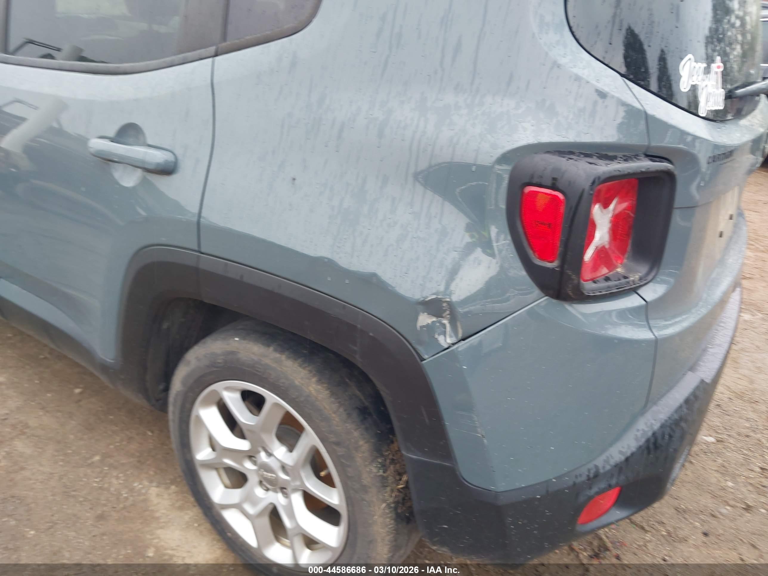 JEEP RENEGADE image 6