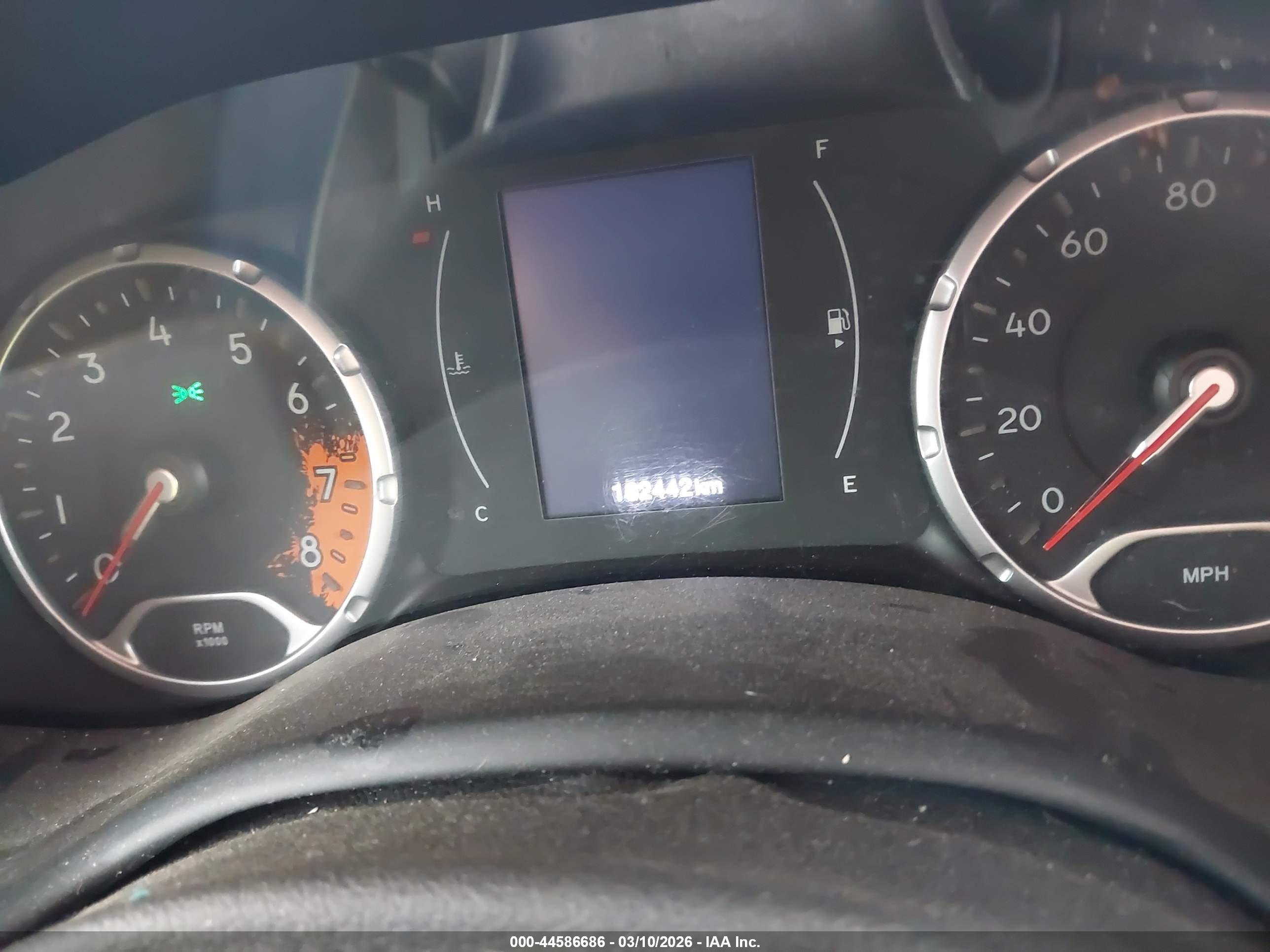 JEEP RENEGADE image 7