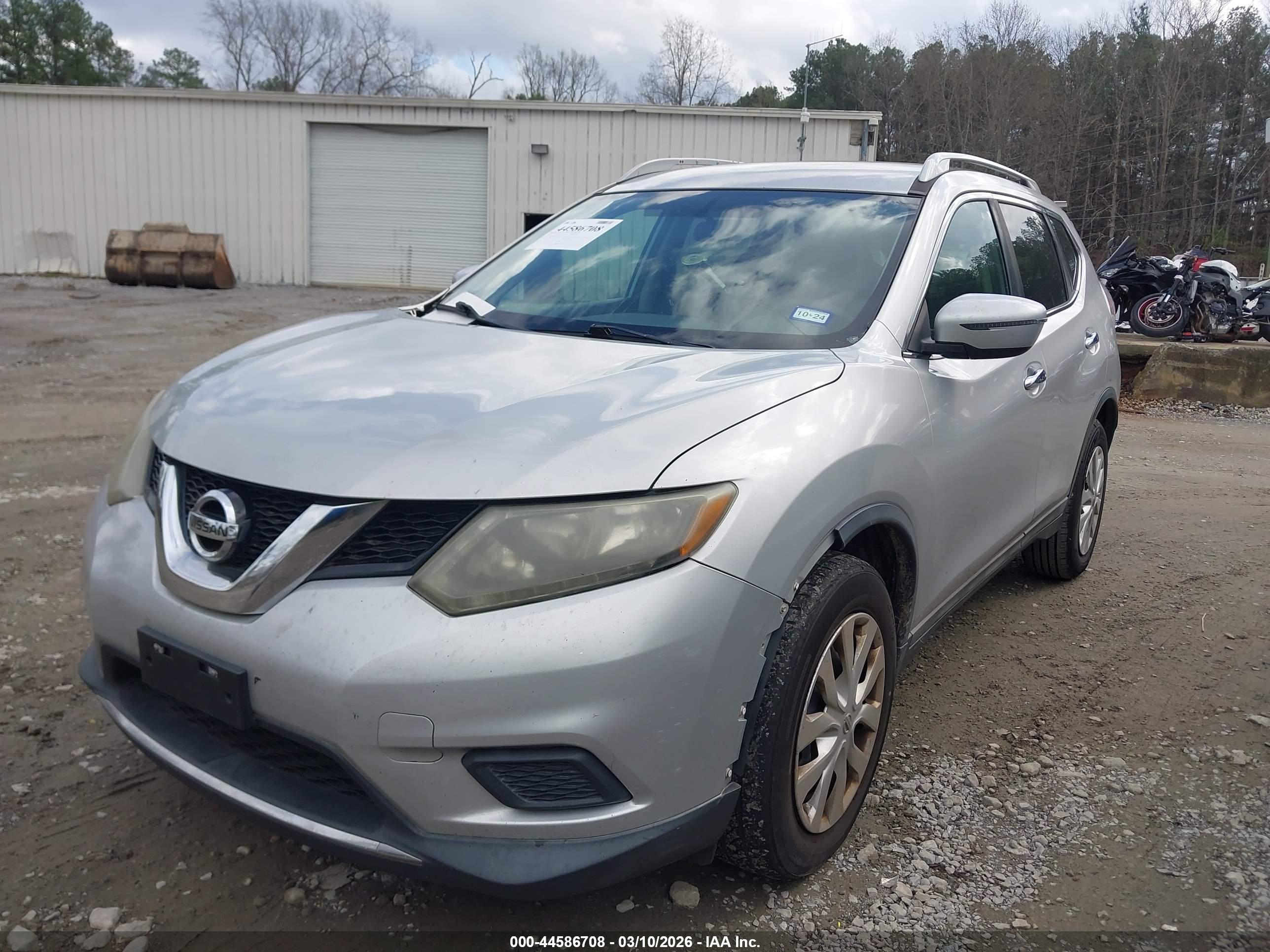 NISSAN ROGUE image 2