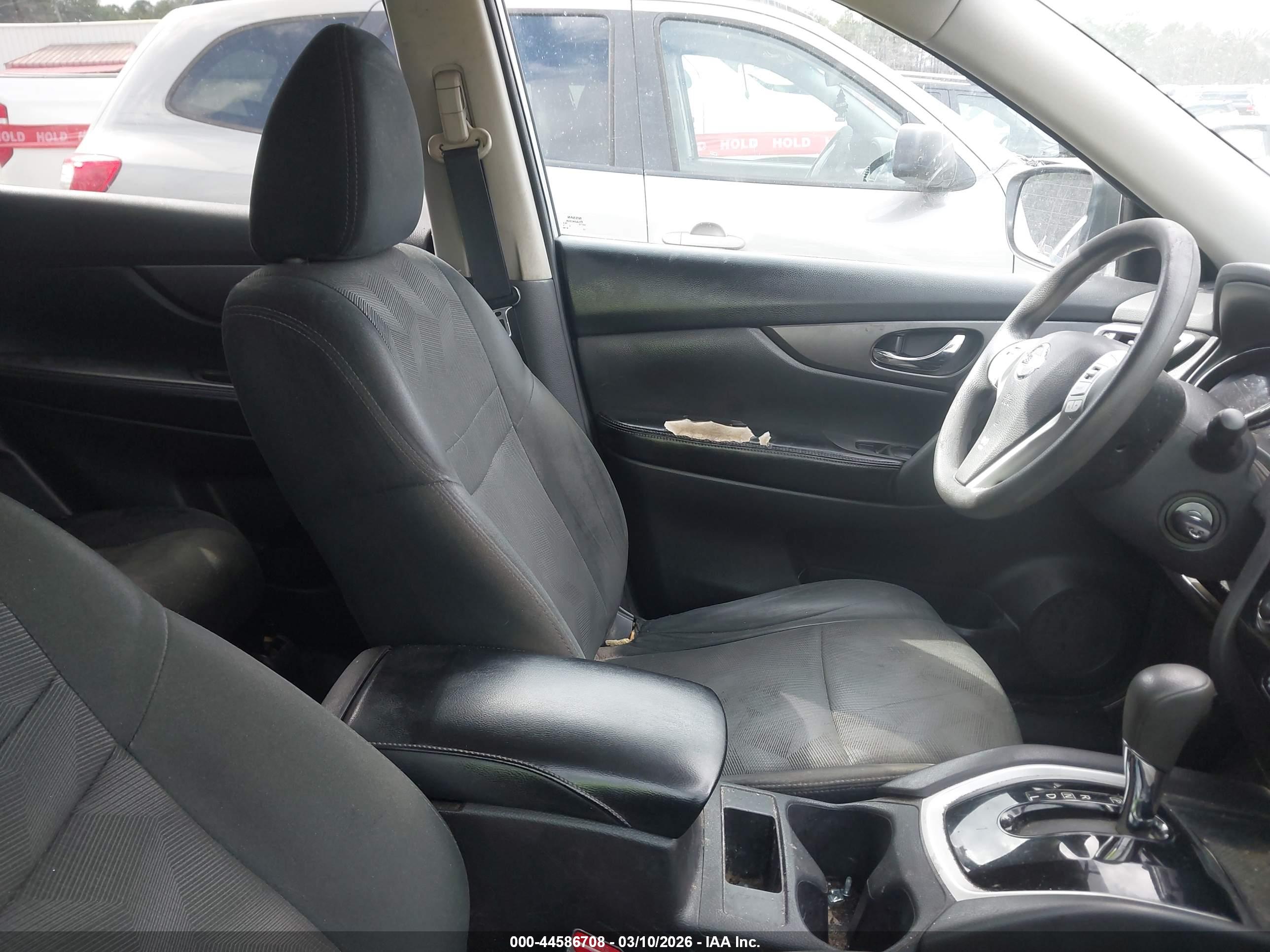 NISSAN ROGUE image 5