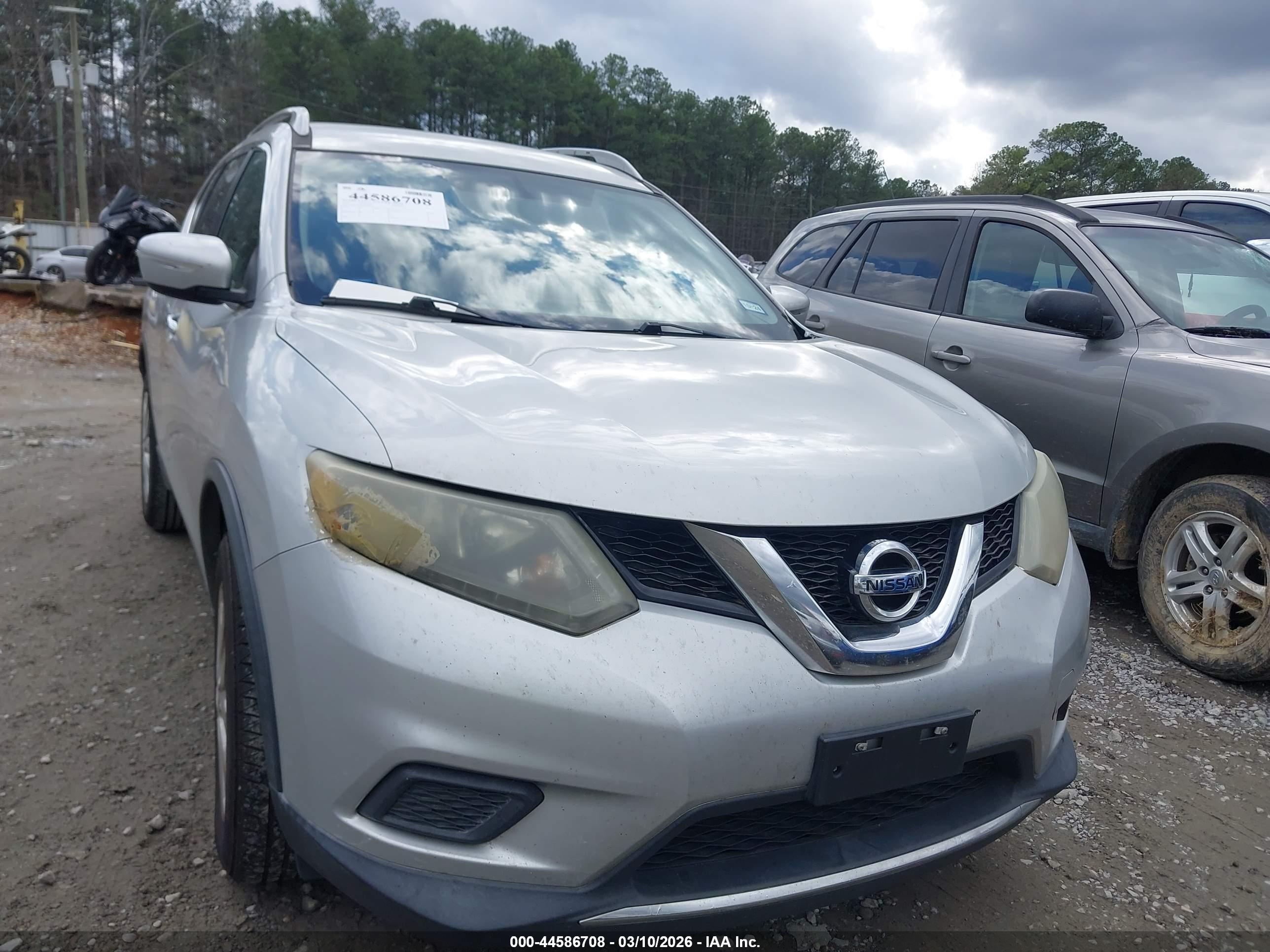 NISSAN ROGUE image 6