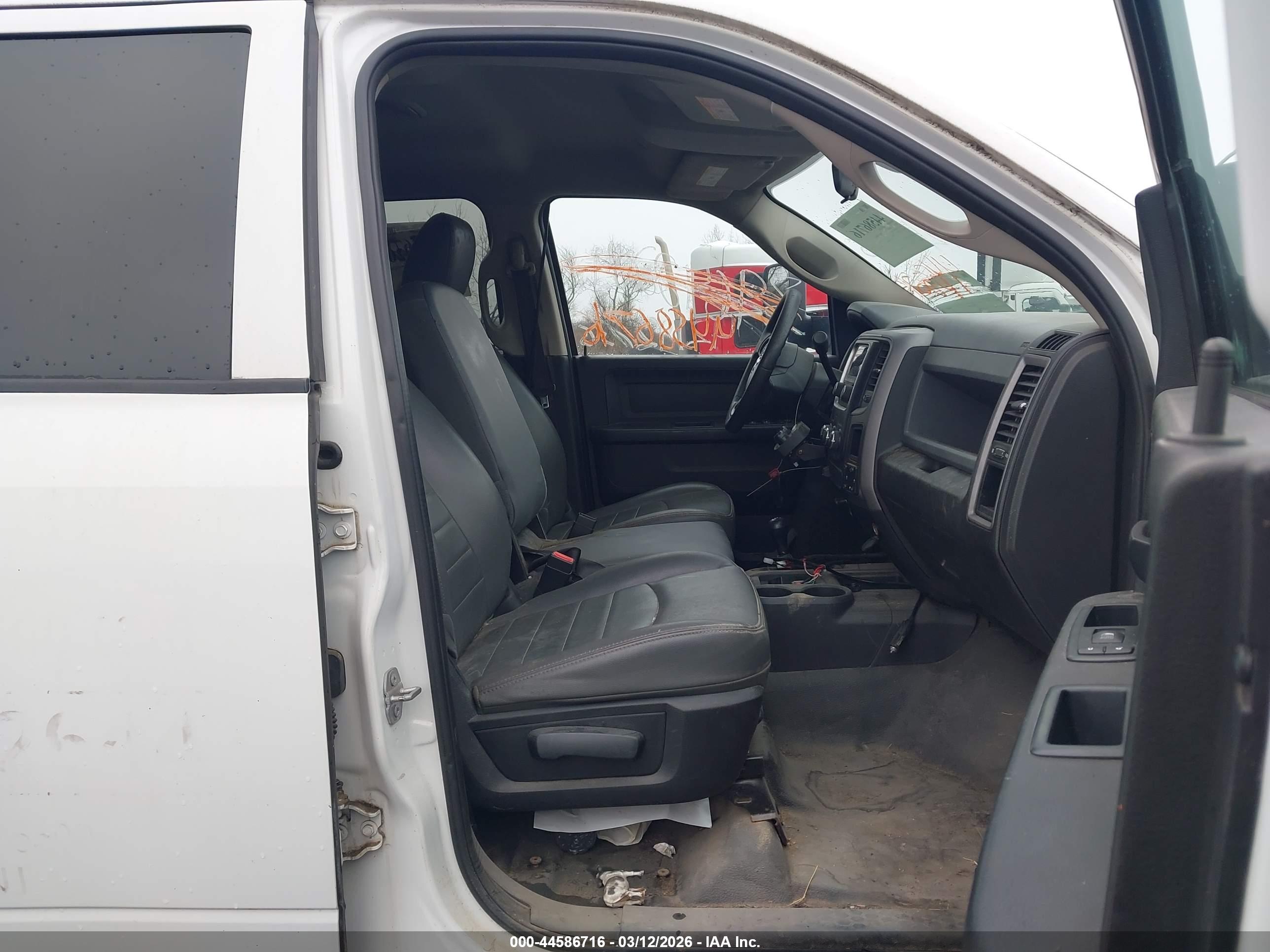 RAM 3500 image 8