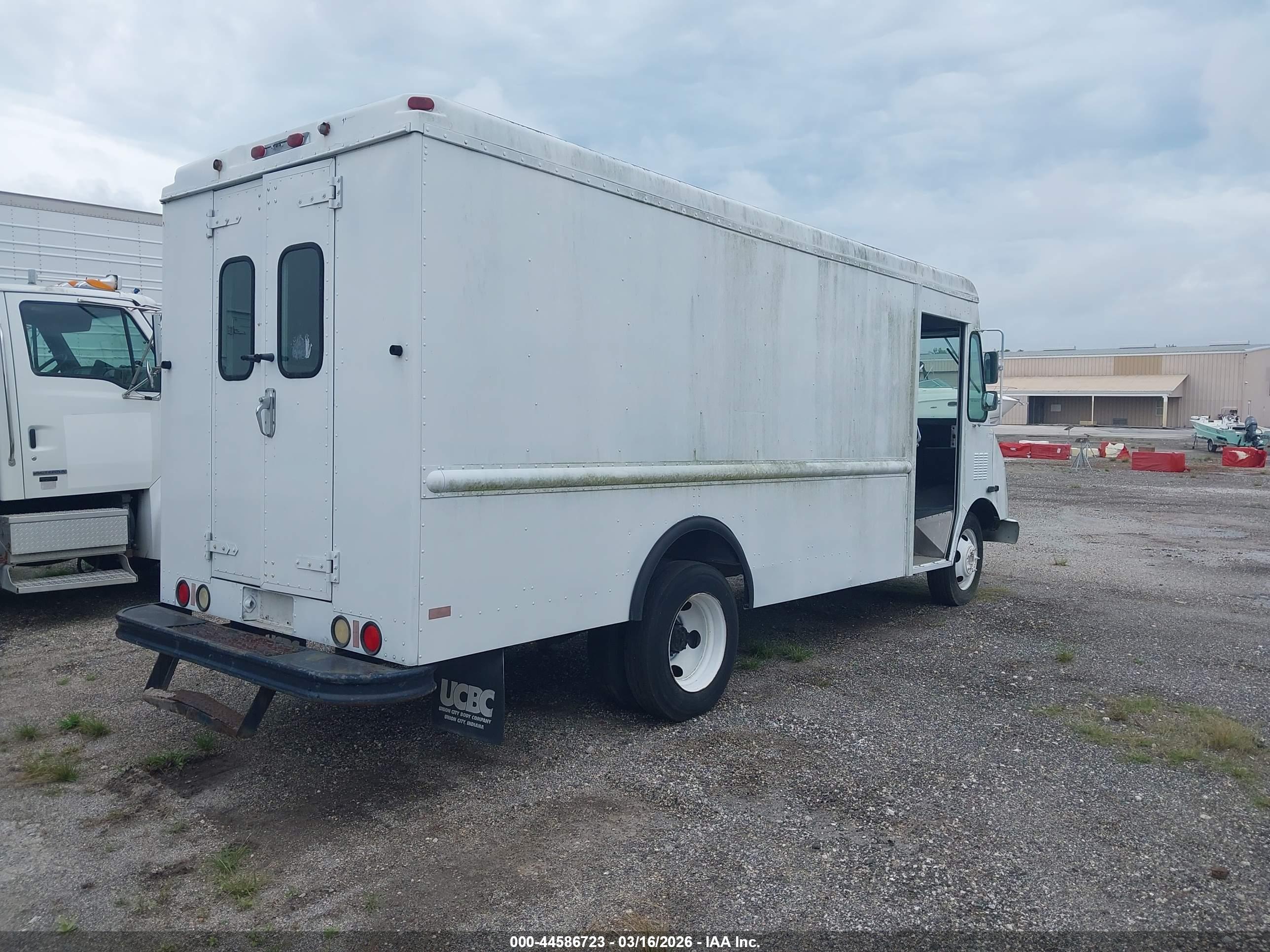 WORKHORSE CUSTOM image 4