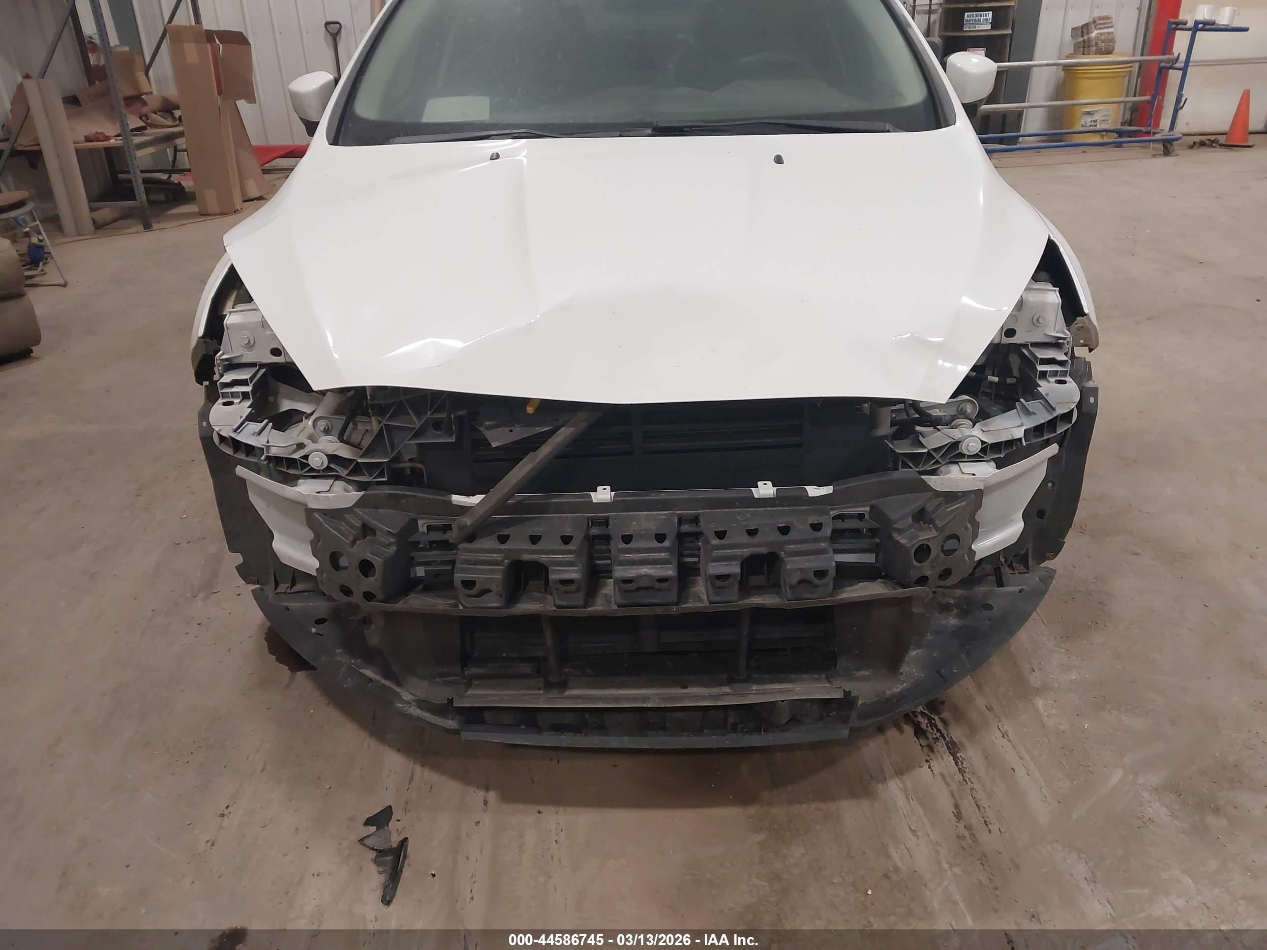 FORD FOCUS image 6