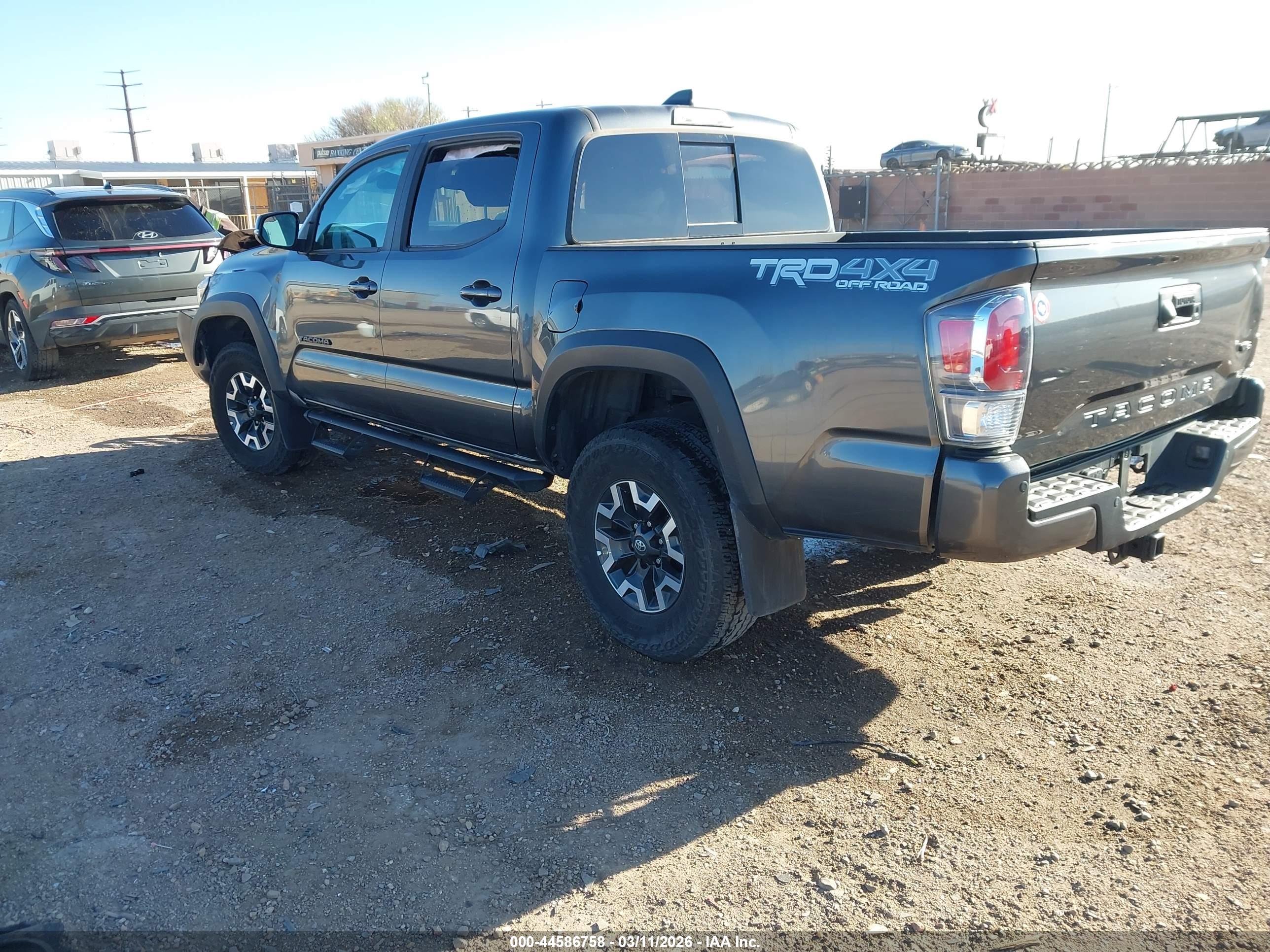 TOYOTA TACOMA image 3