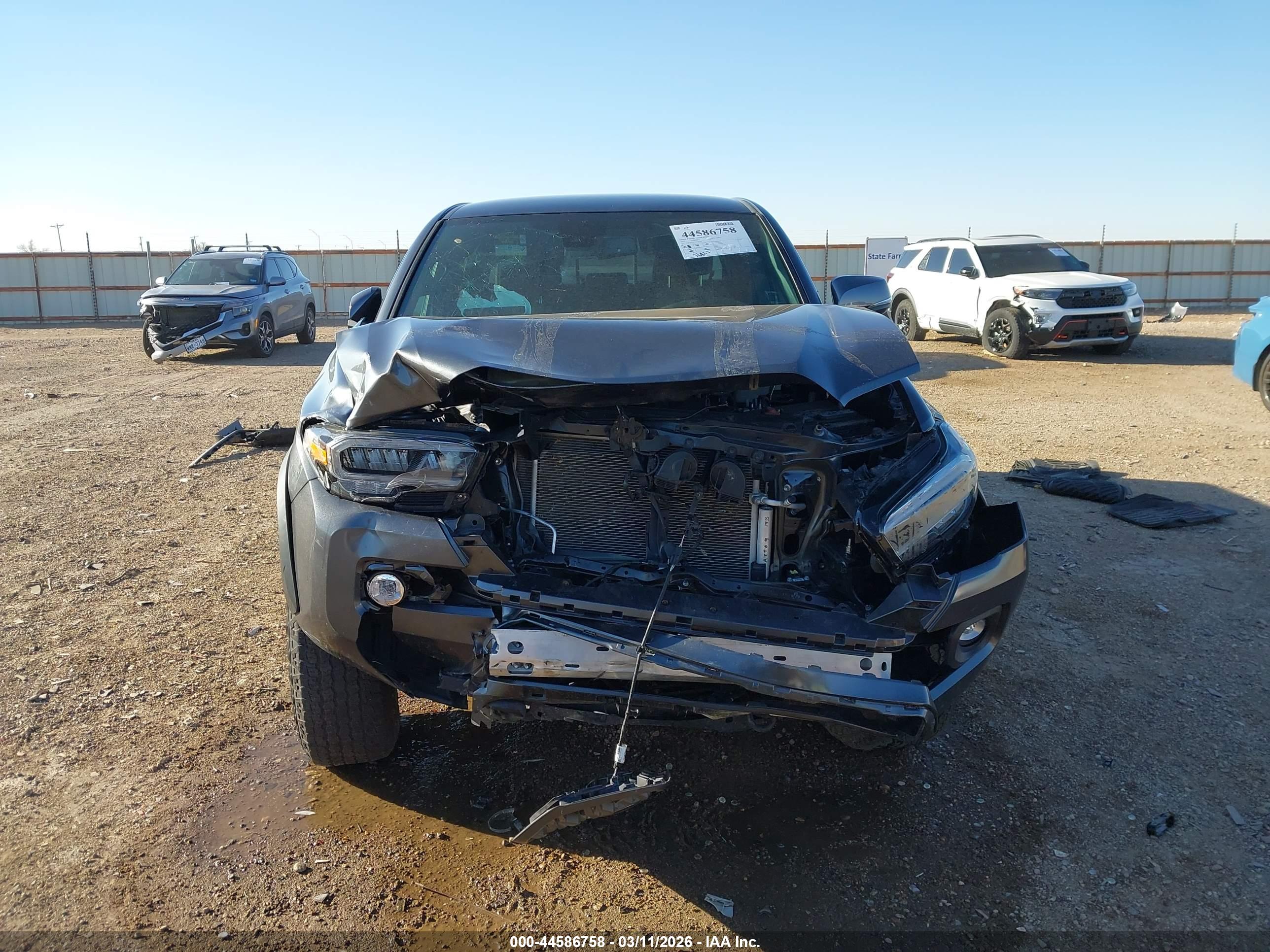 TOYOTA TACOMA image 6