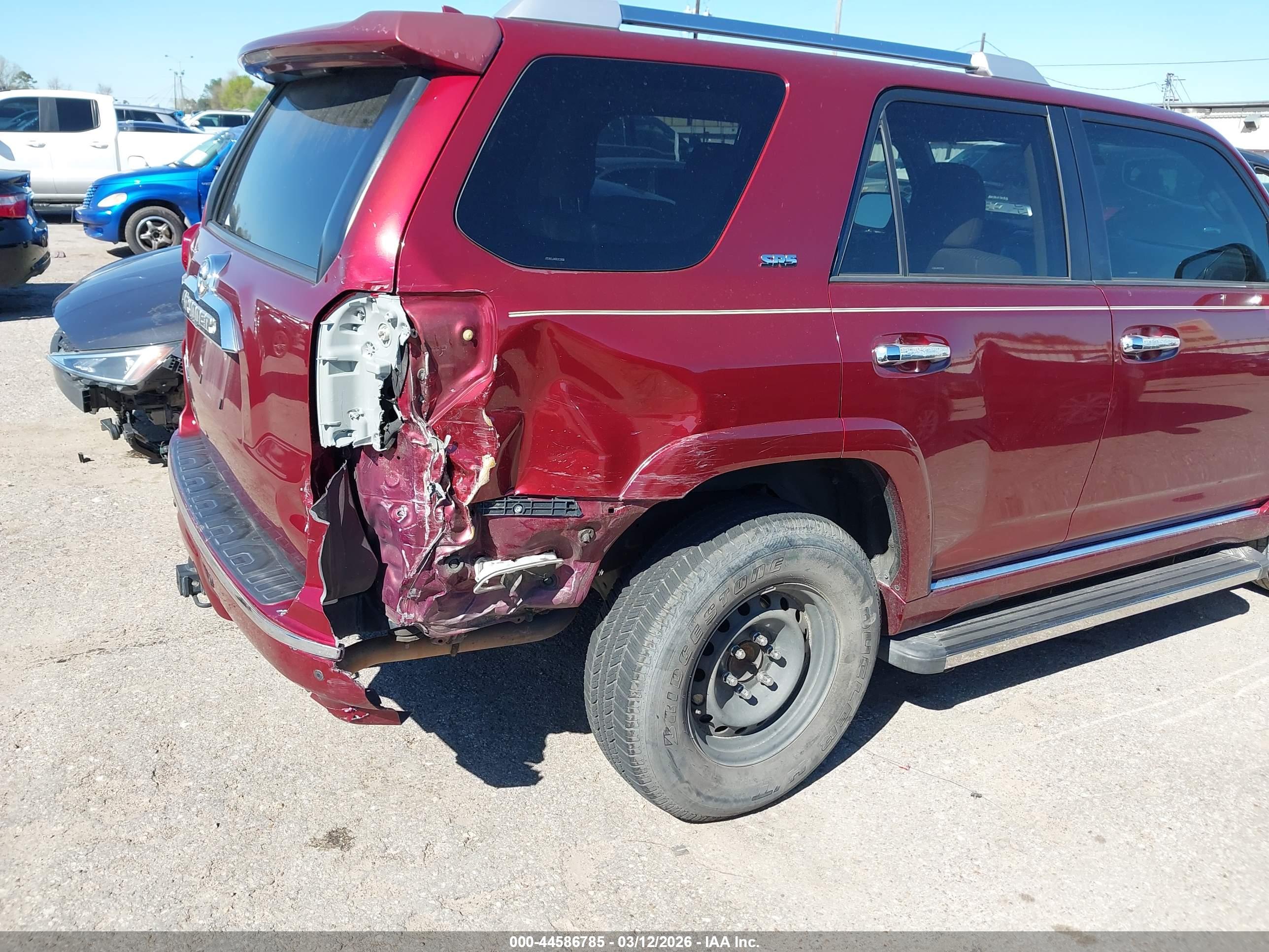 TOYOTA 4RUNNER image 6