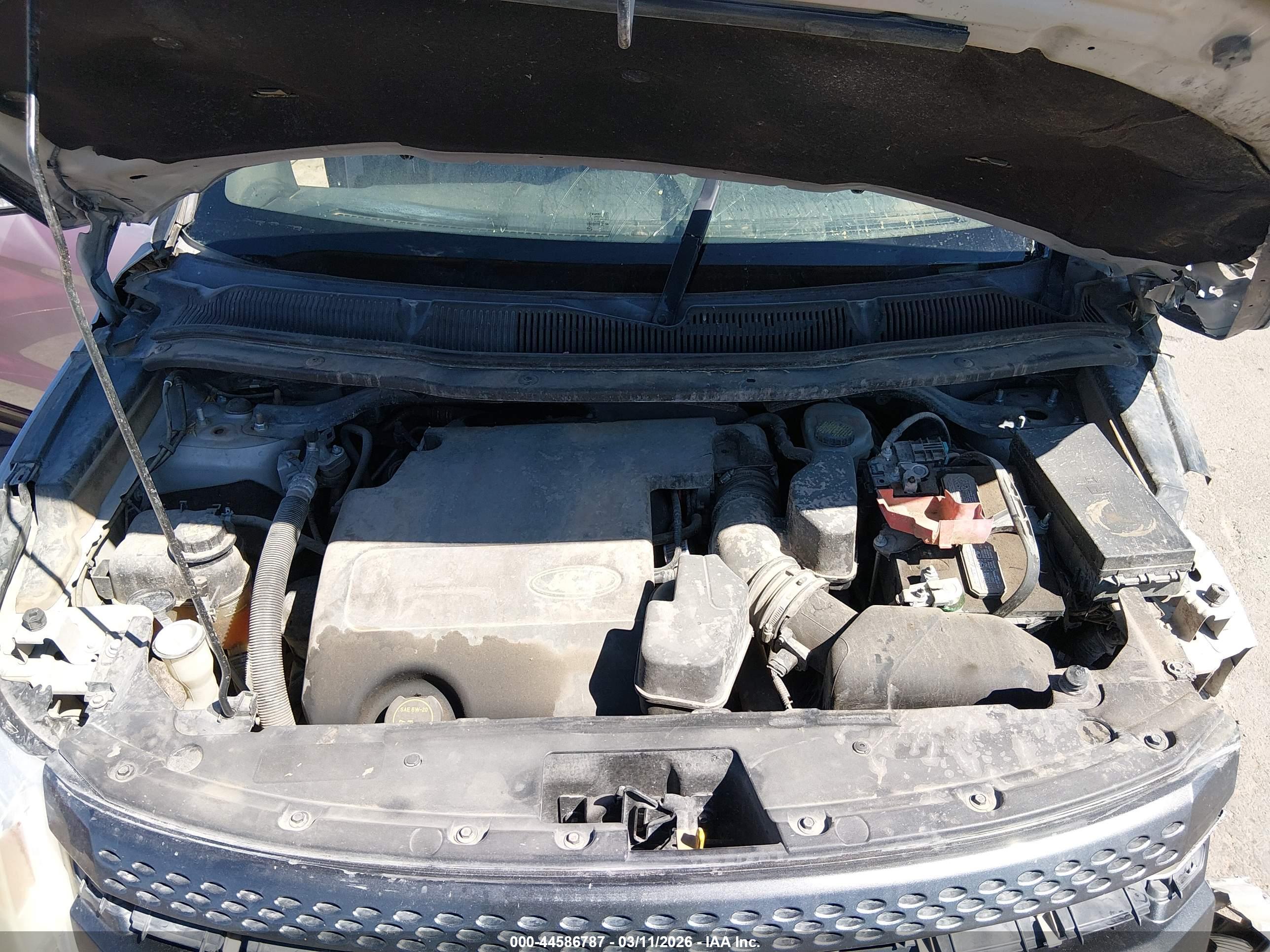 FORD EXPLORER image 10