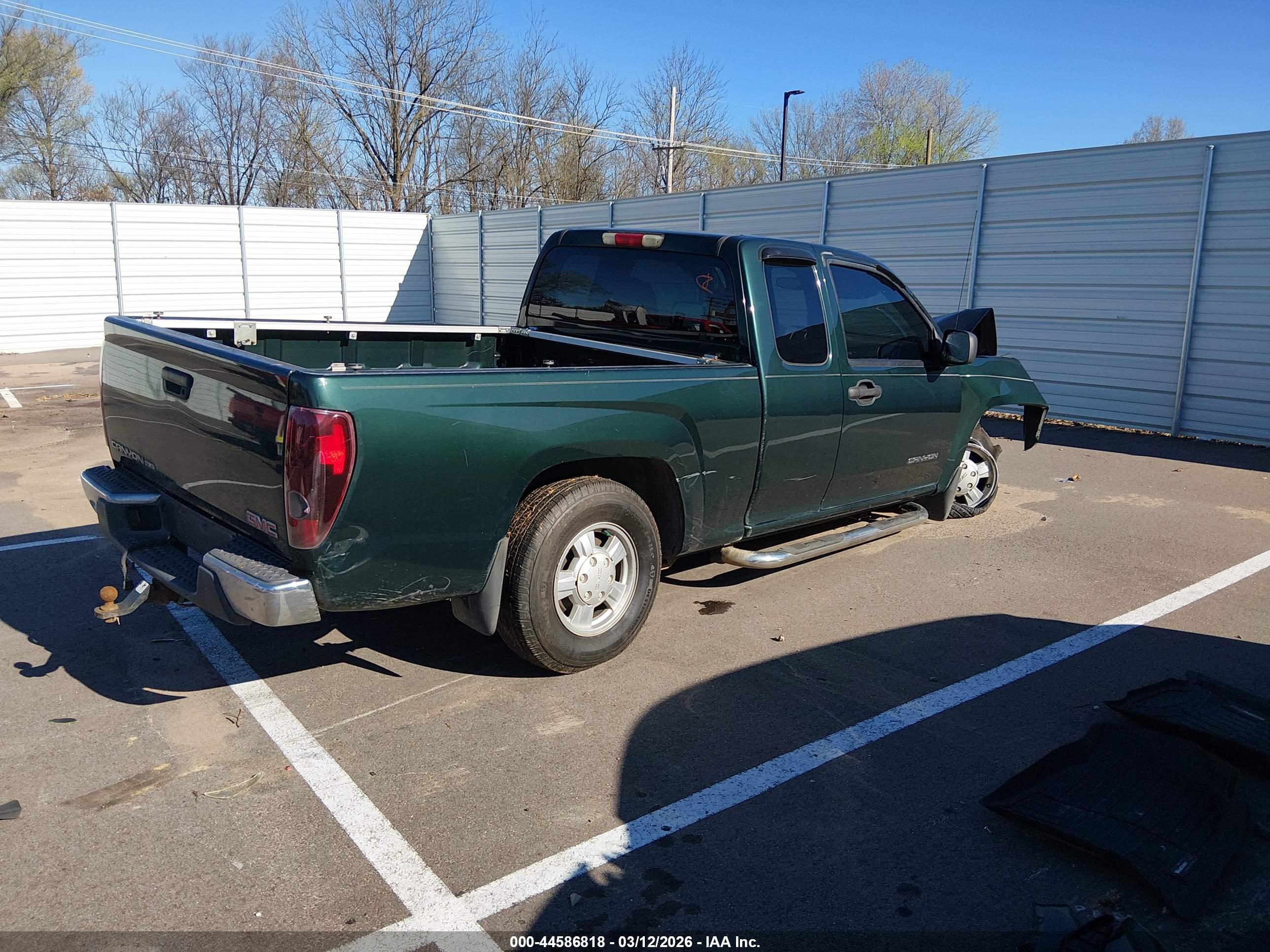 GMC CANYON image 4