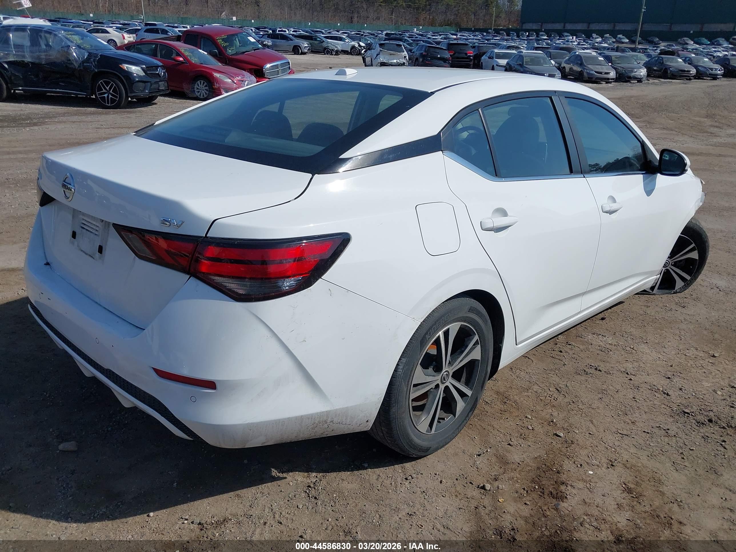 NISSAN SENTRA image 4