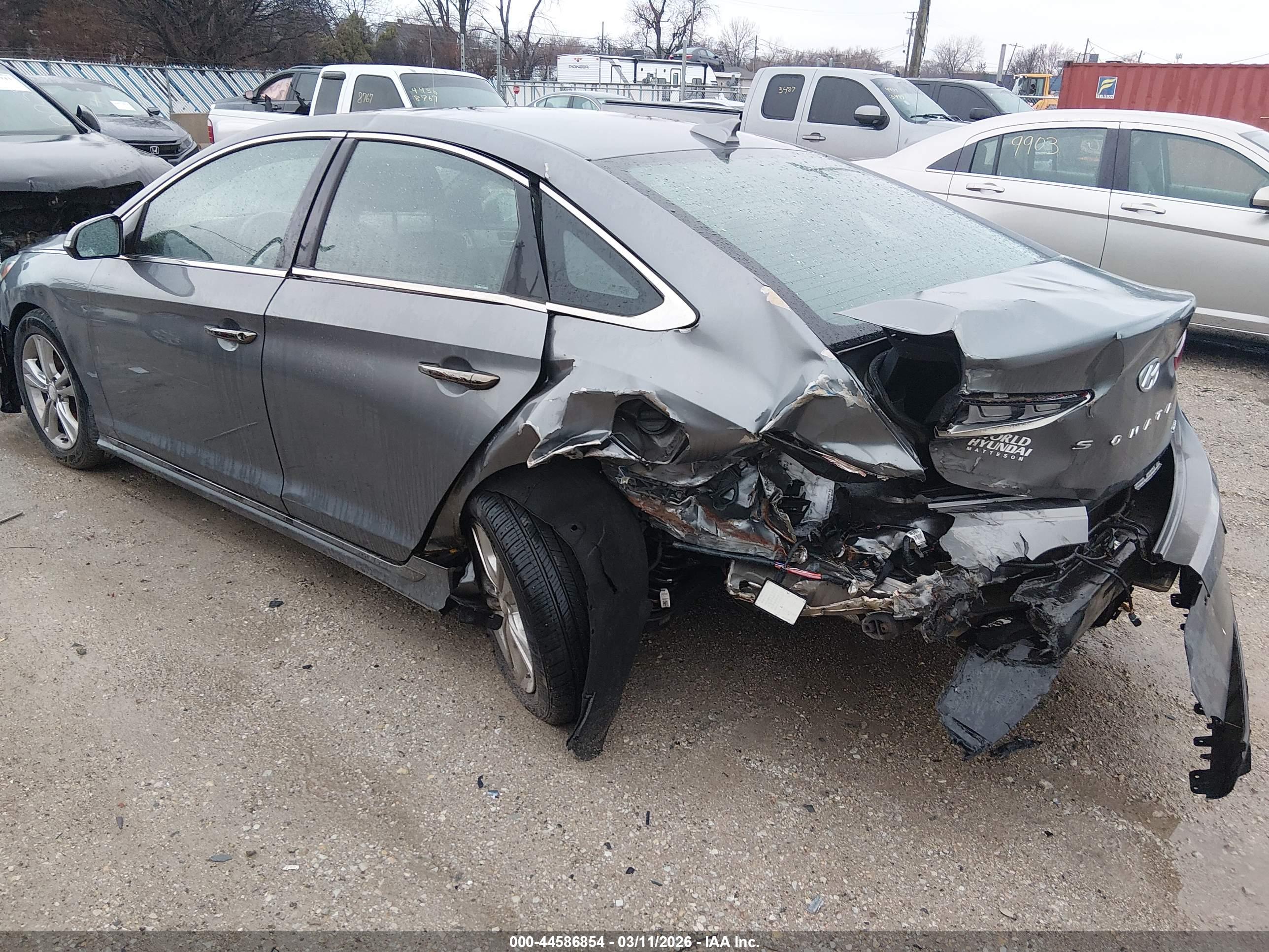 HYUNDAI SONATA image 3