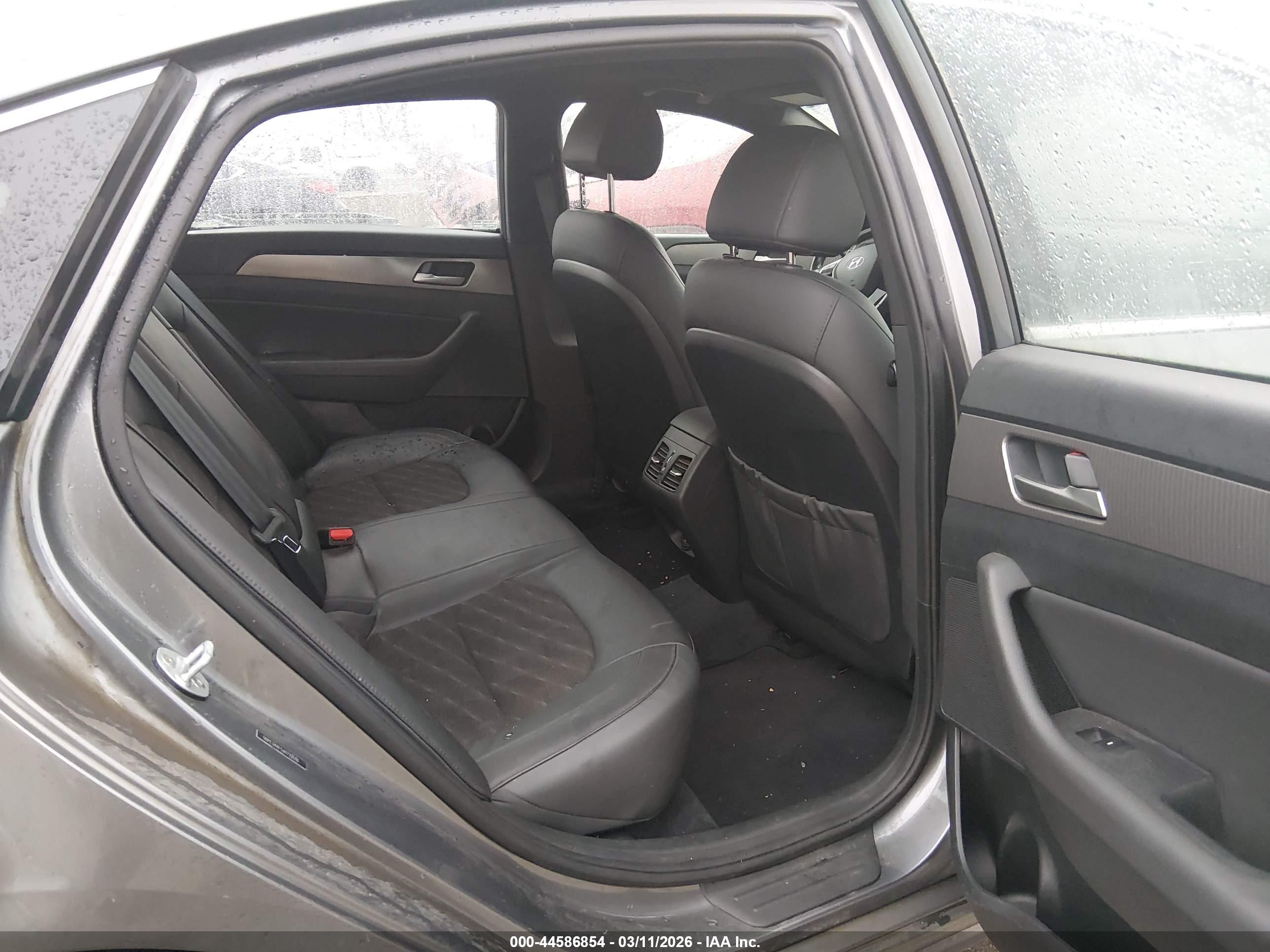 HYUNDAI SONATA image 8