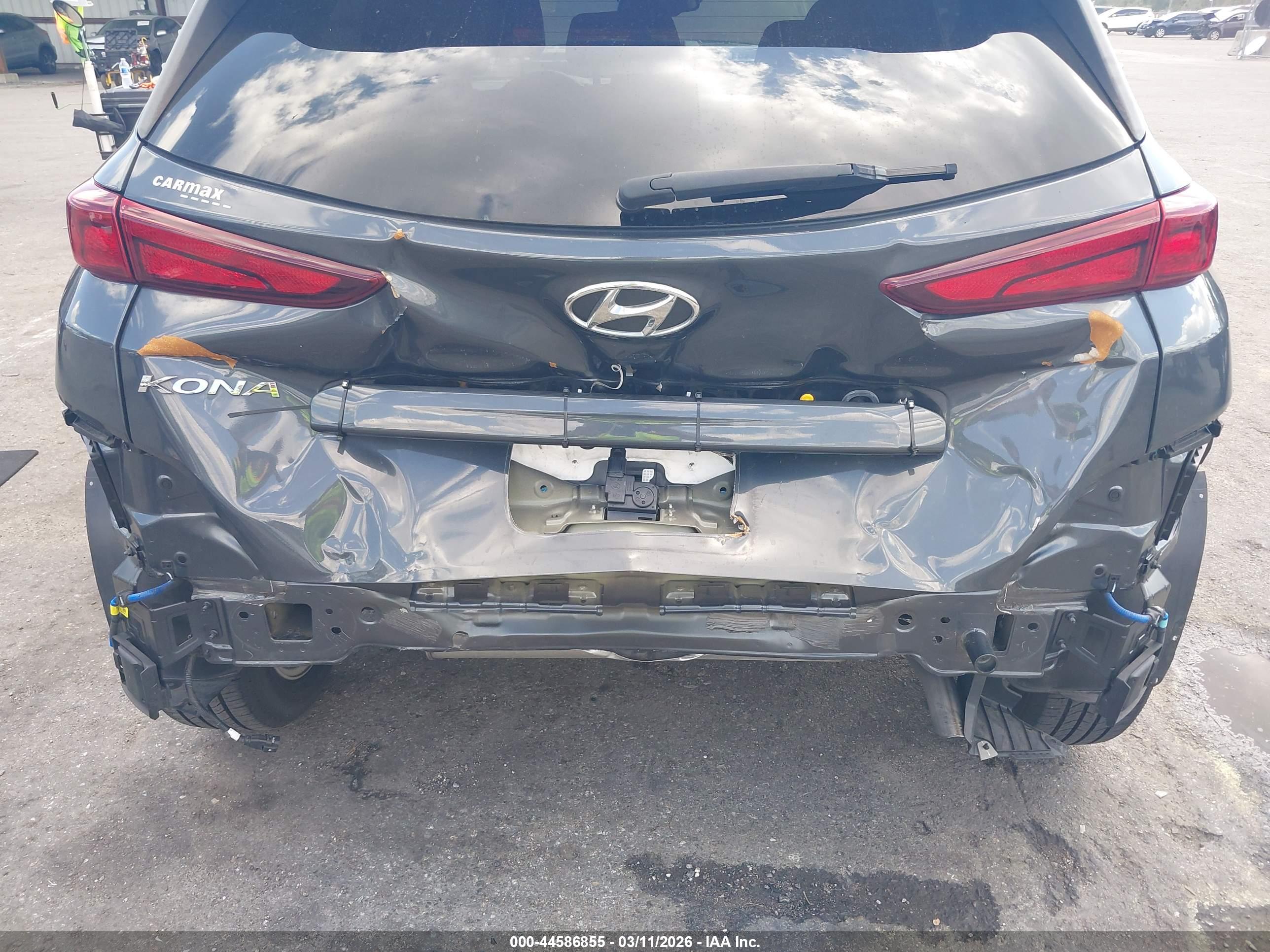 HYUNDAI KONA image 6