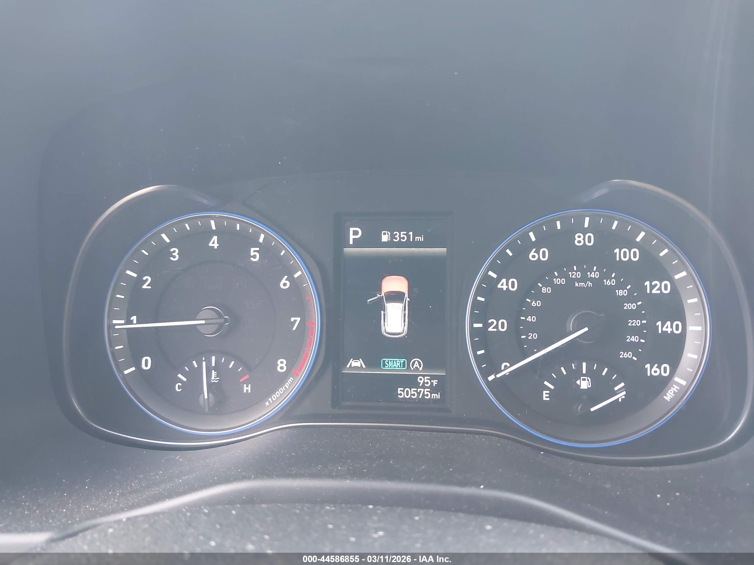 HYUNDAI KONA image 7