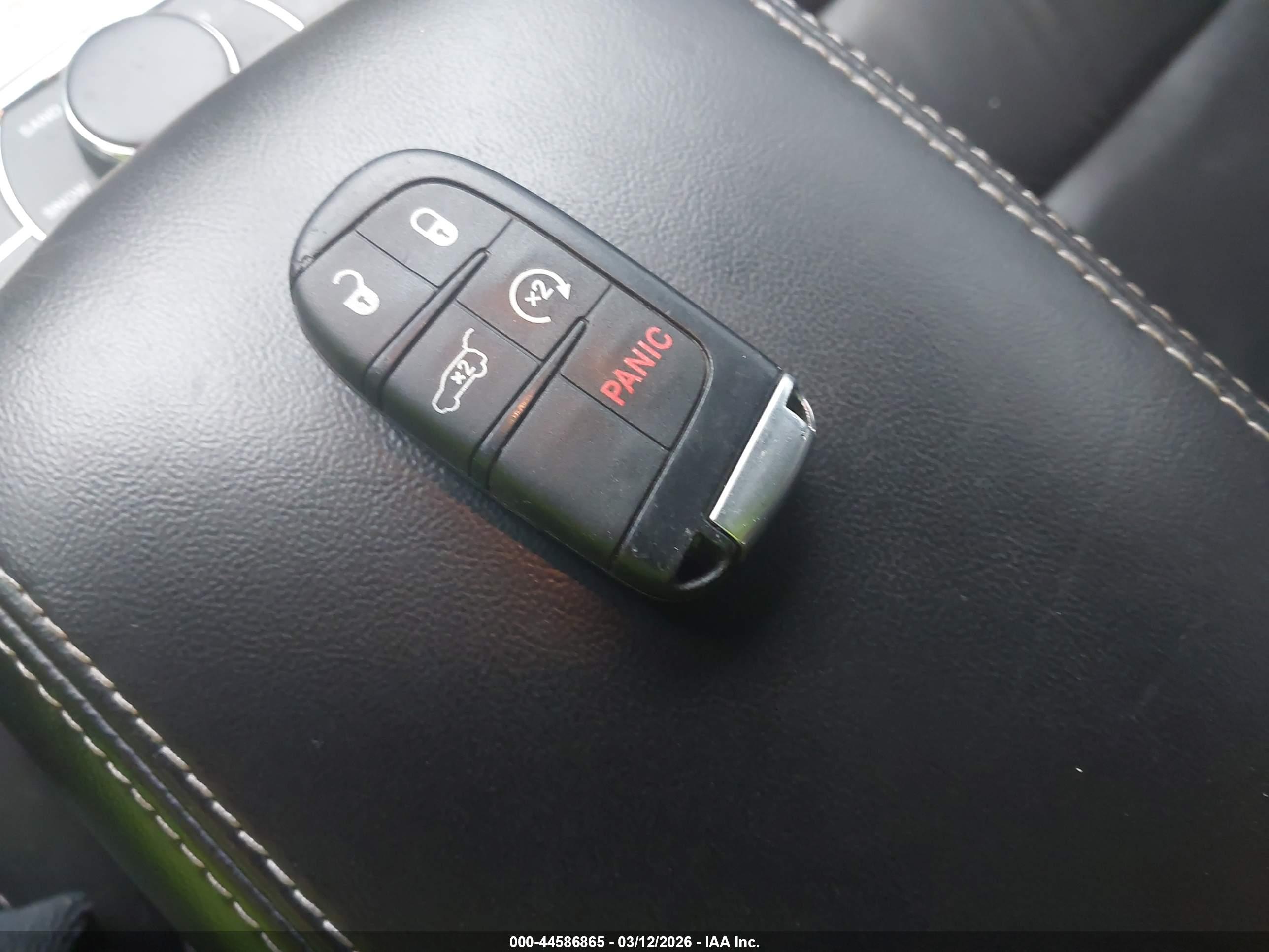 JEEP GRAND image 11