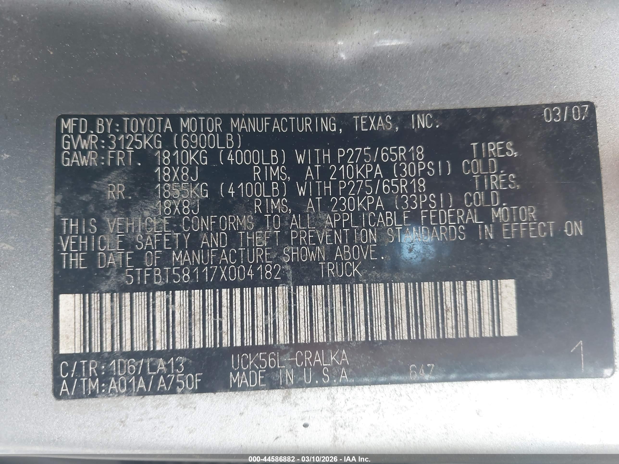 TOYOTA TUNDRA image 9