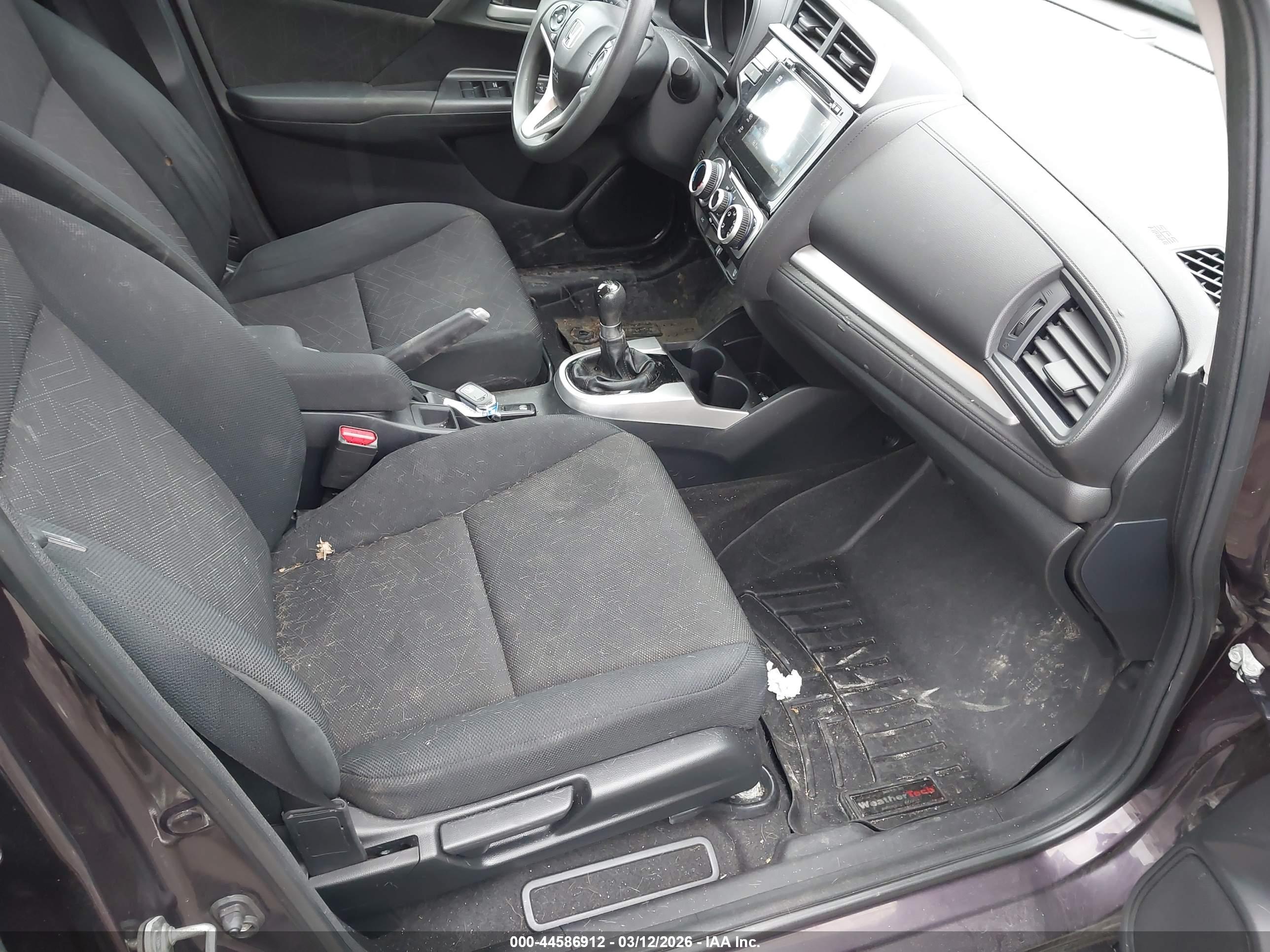 HONDA FIT image 5