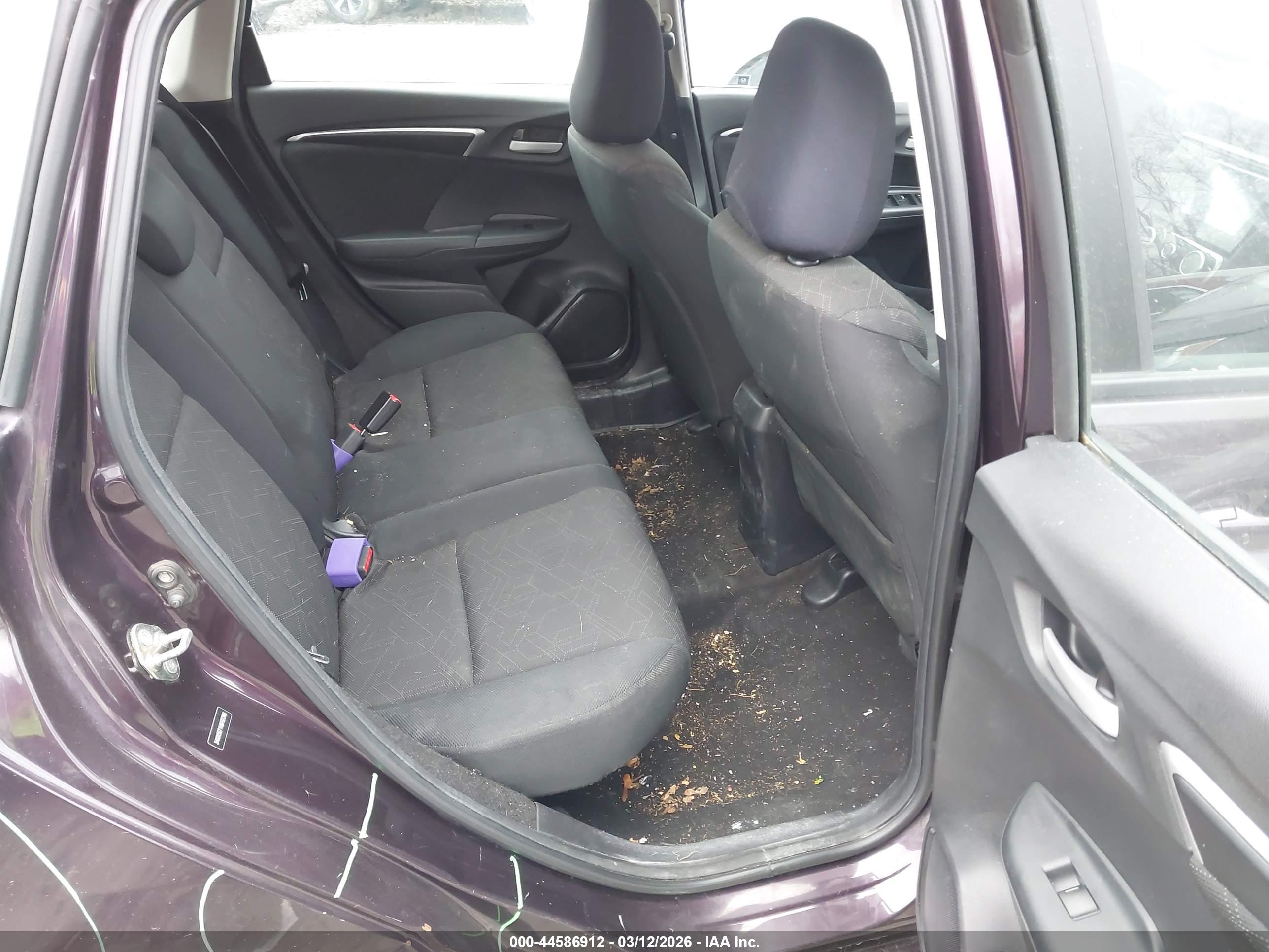 HONDA FIT image 8
